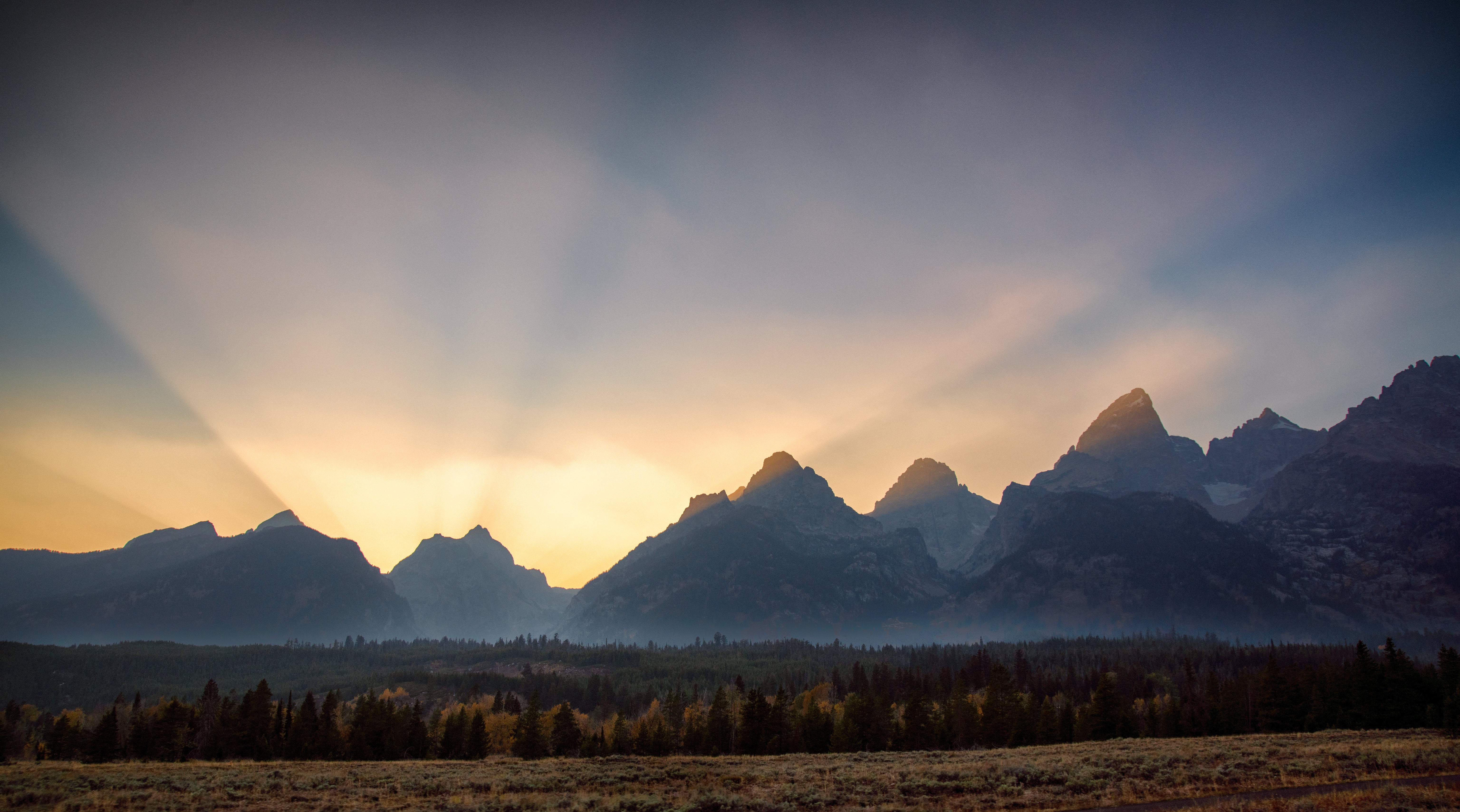 Free download wallpaper Sunset, Rays, Beams, Mountains, Nature, Landscape on your PC desktop