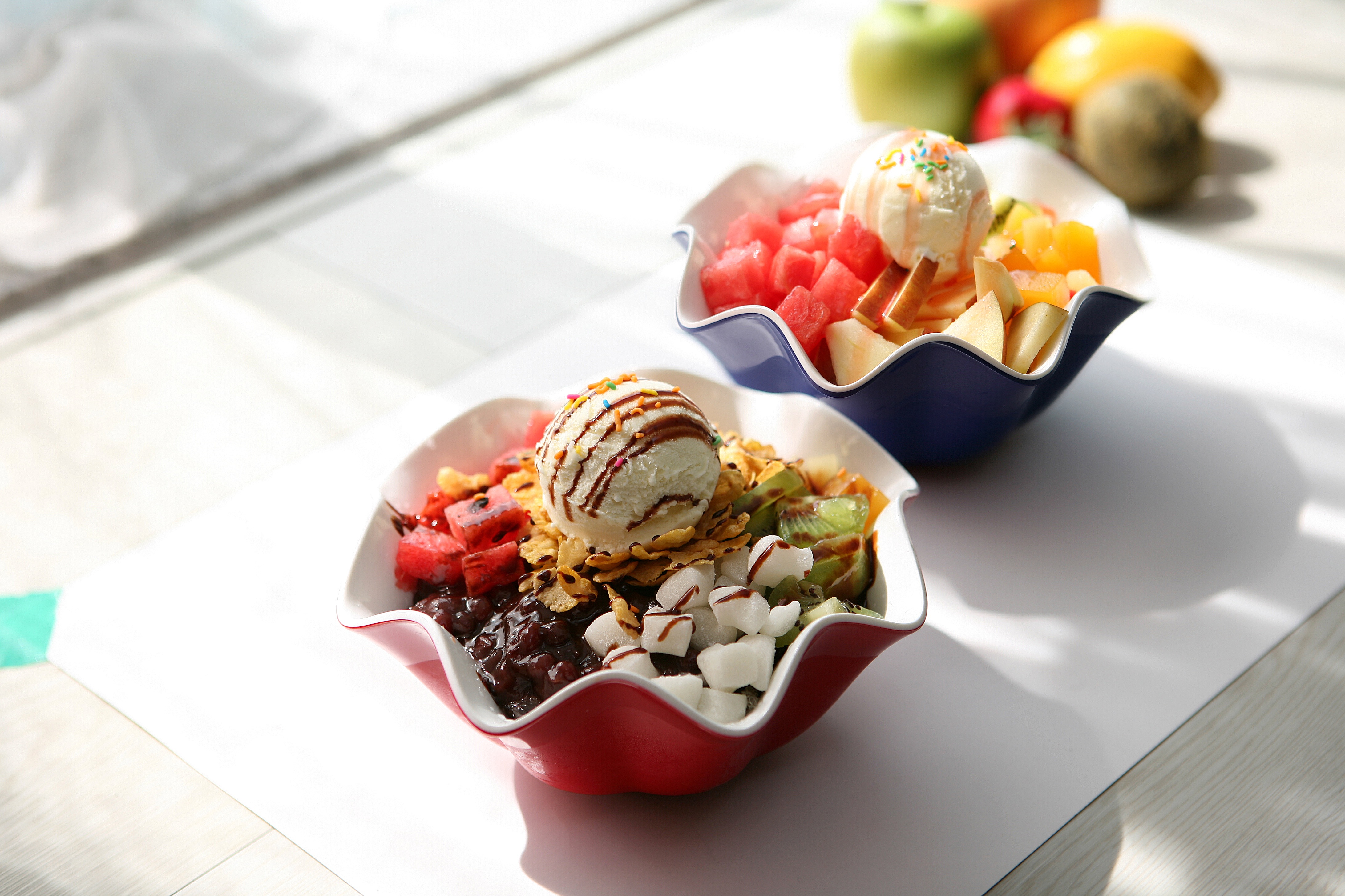 ice cream, fruits, food, desert, sauce HD wallpaper