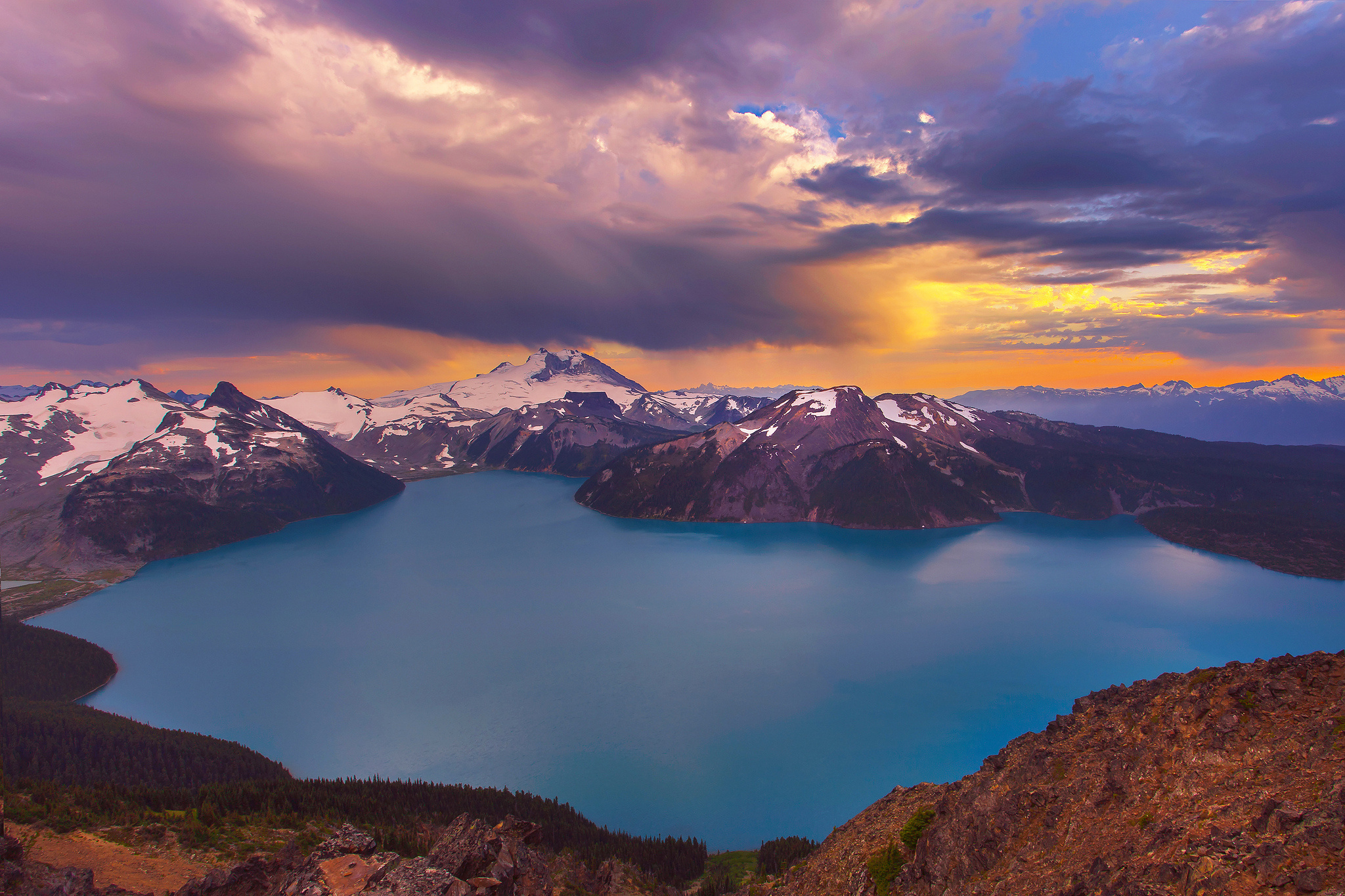 Laden Sie das Landschaft, See, Gebirge, Wolke, Vulkan, Szene, Himmel, Sonnenuntergang, Erde/natur, Spiegelung-Bild kostenlos auf Ihren PC-Desktop herunter