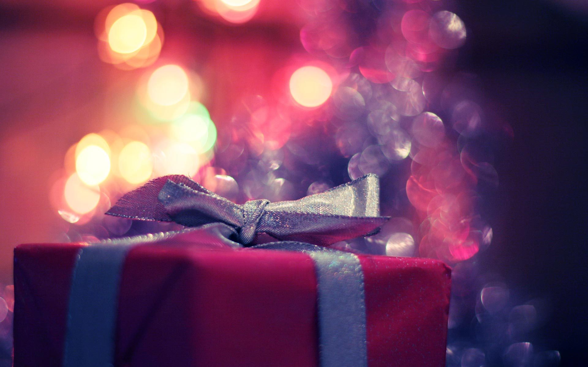 Téléchargez des papiers peints mobile Cadeau, Noël, Vacances gratuitement.