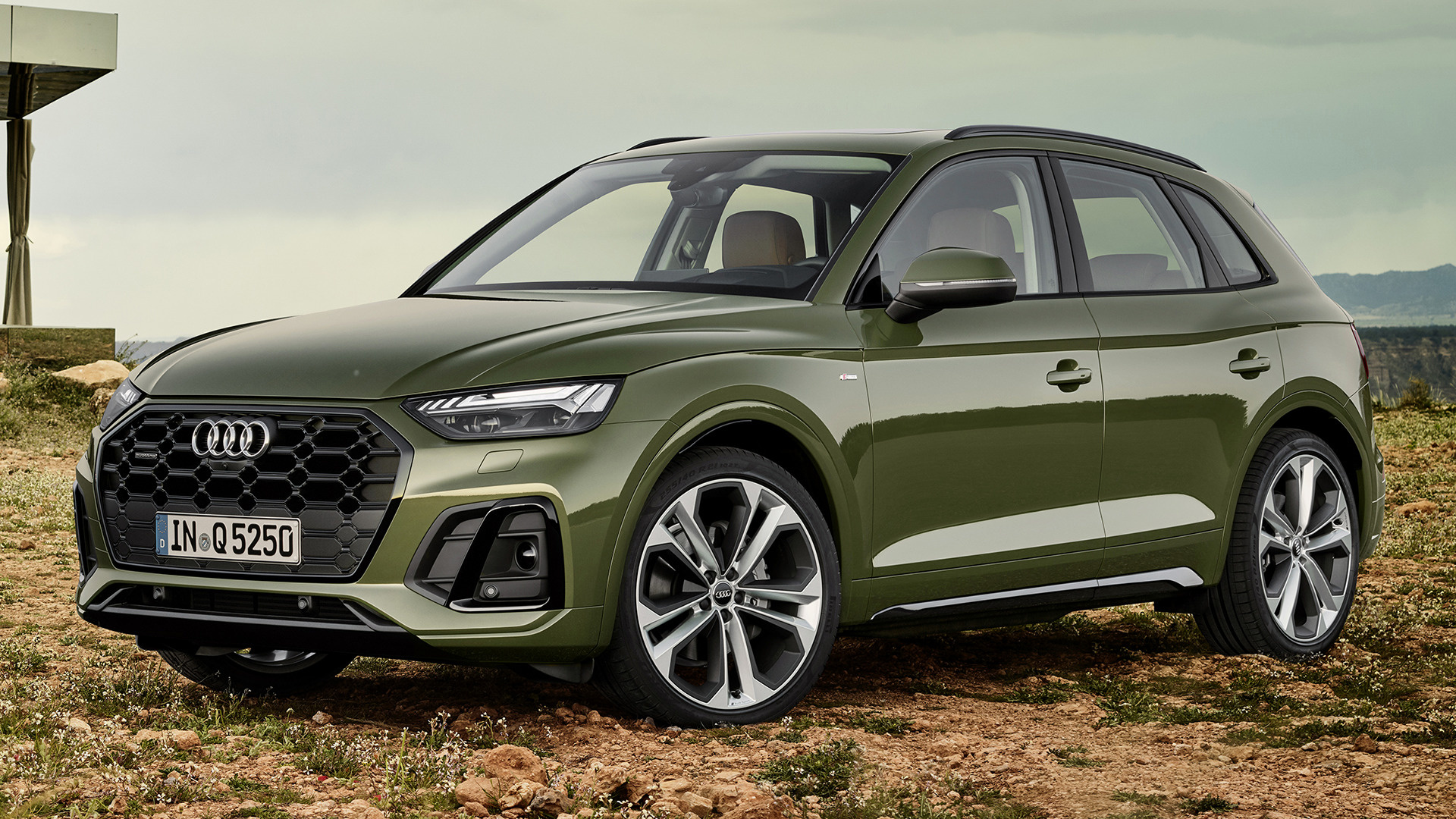 Download mobile wallpaper Audi, Car, Suv, Compact Car, Vehicles, Green Car, Crossover Car, Audi Q5 S Line for free.