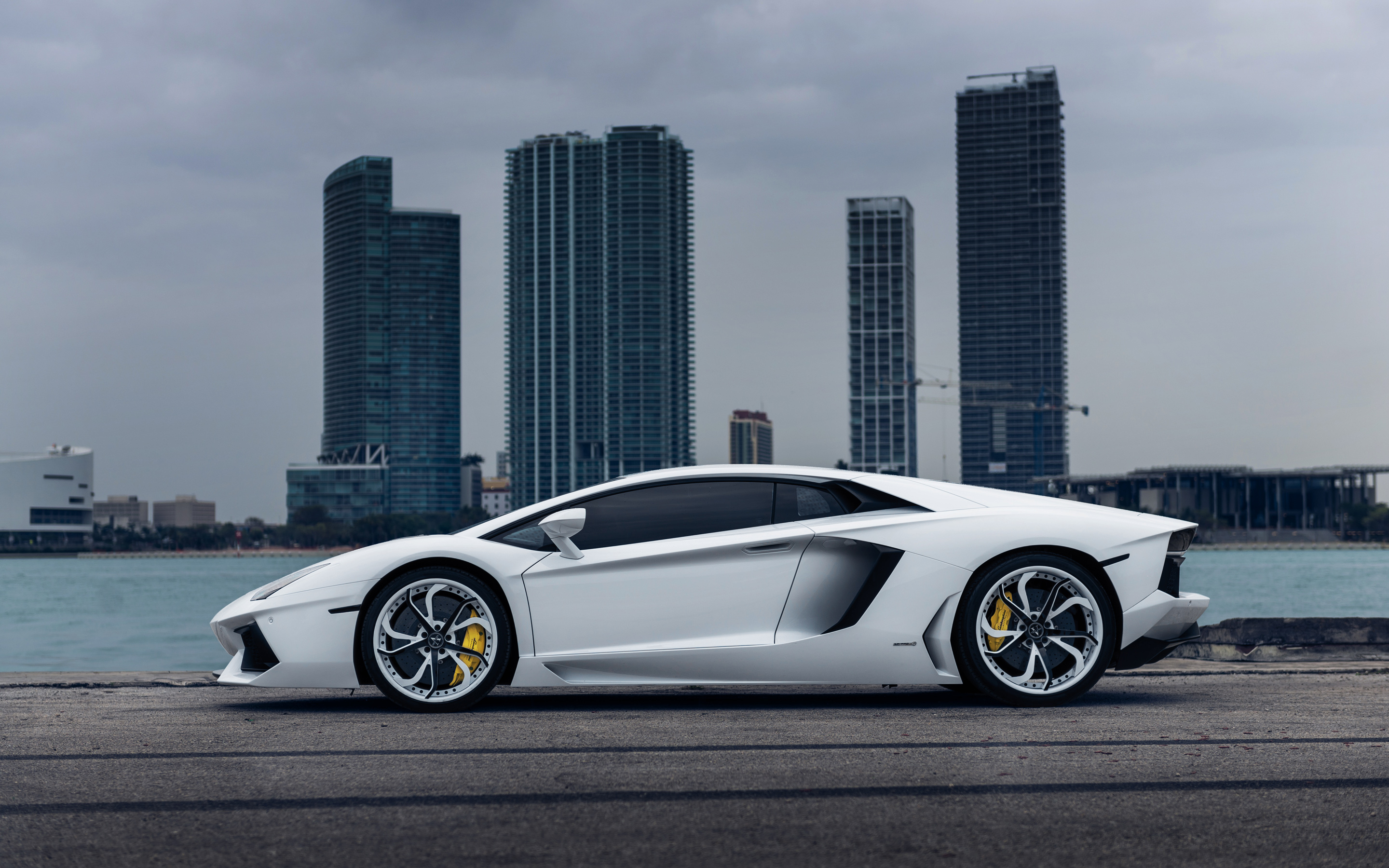 Download mobile wallpaper White Car, Lamborghini Aventador, Lamborghini, Vehicles, Car for free.