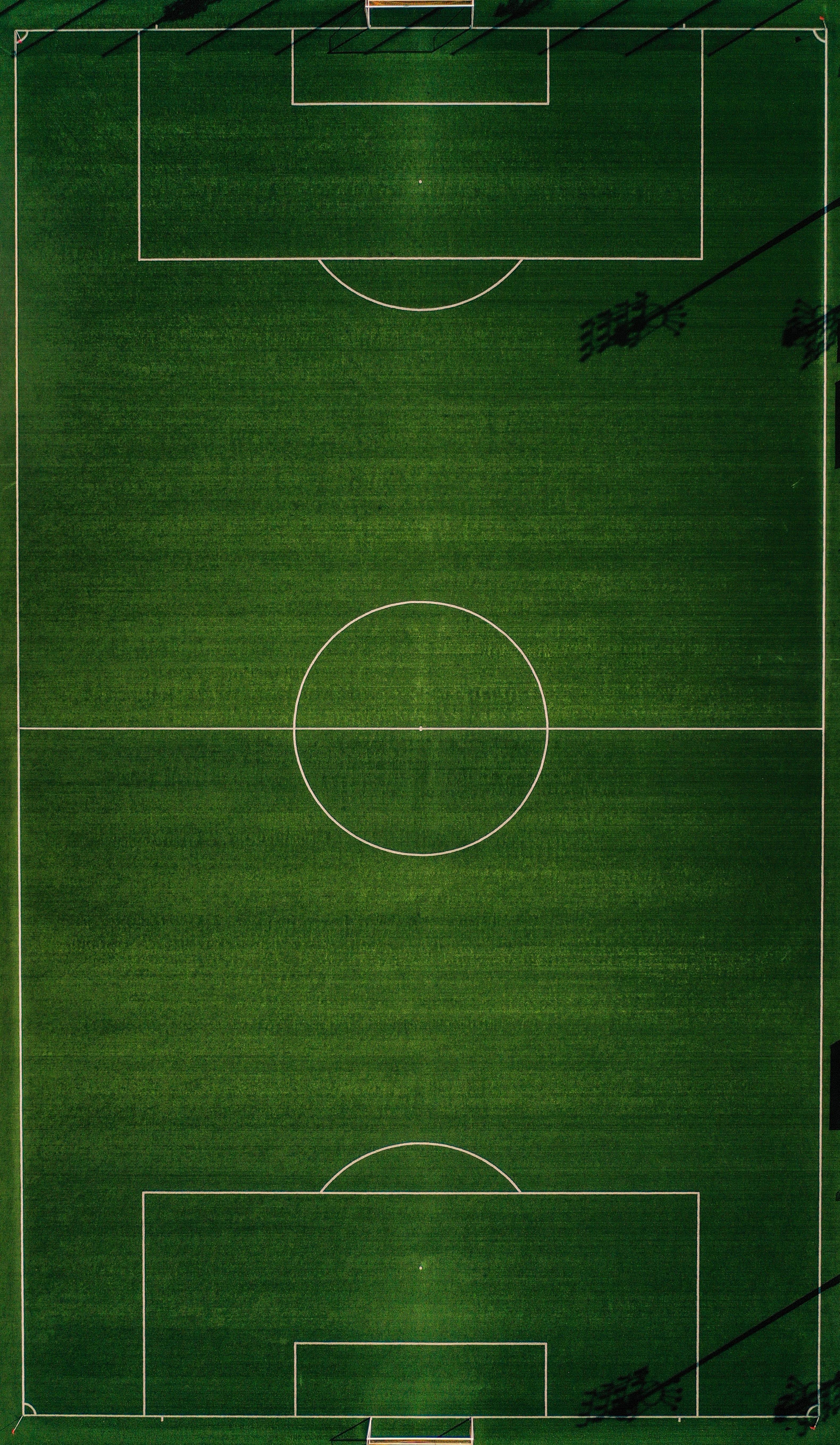 66003 скачать обои футбольное поле, разметка, спорт, футбол, вид сверху, поле, зеленый - заставки и картинки бесплатно