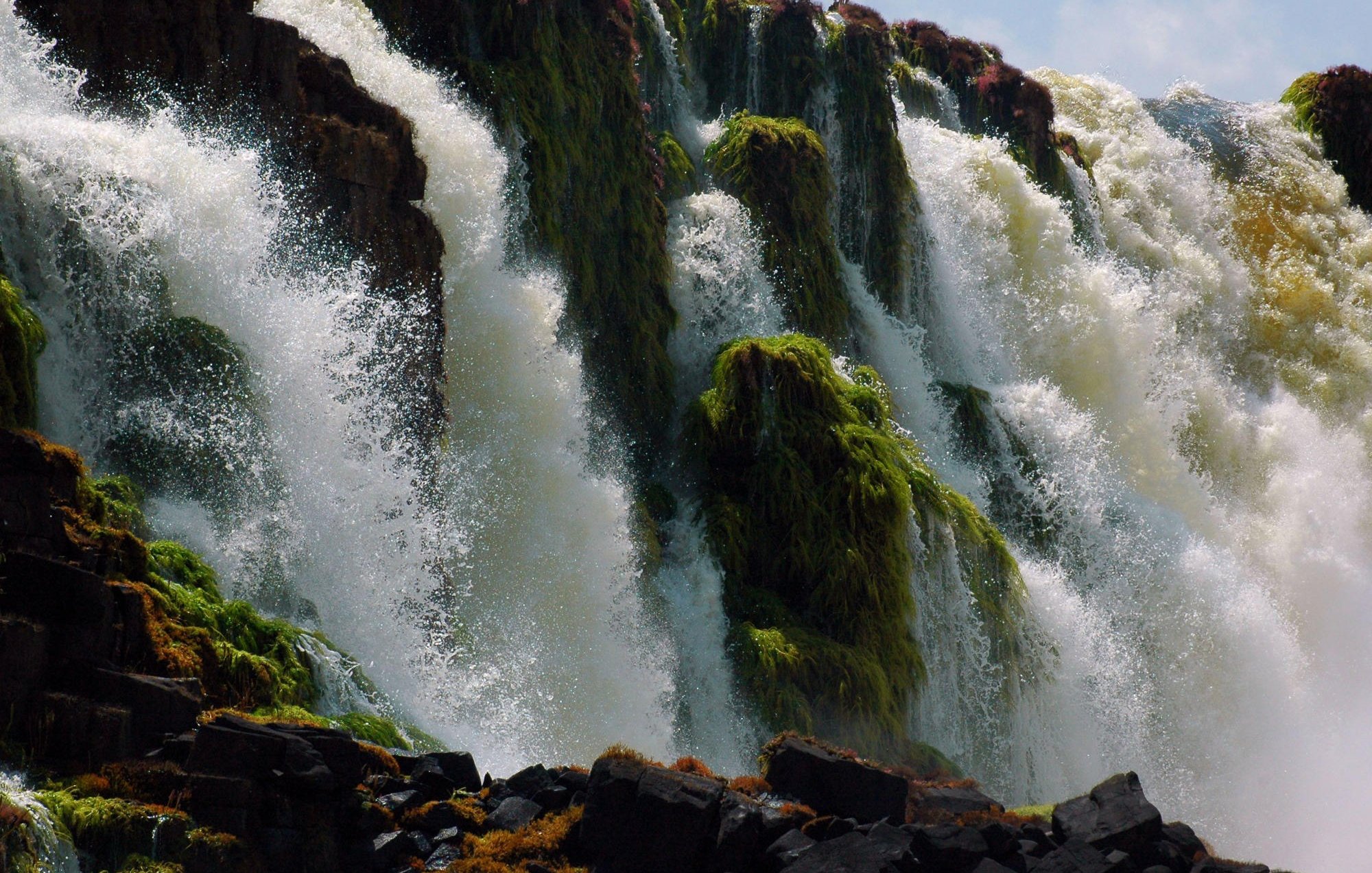 Free download wallpaper Waterfalls, Waterfall, Earth, Moss on your PC desktop