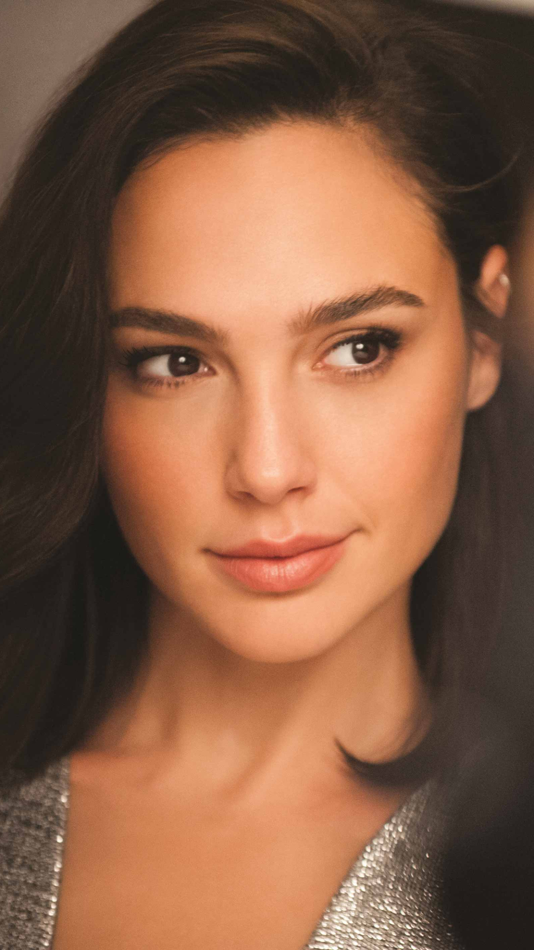 Download mobile wallpaper Face, Brunette, Celebrity, Actress, Gal Gadot for free.