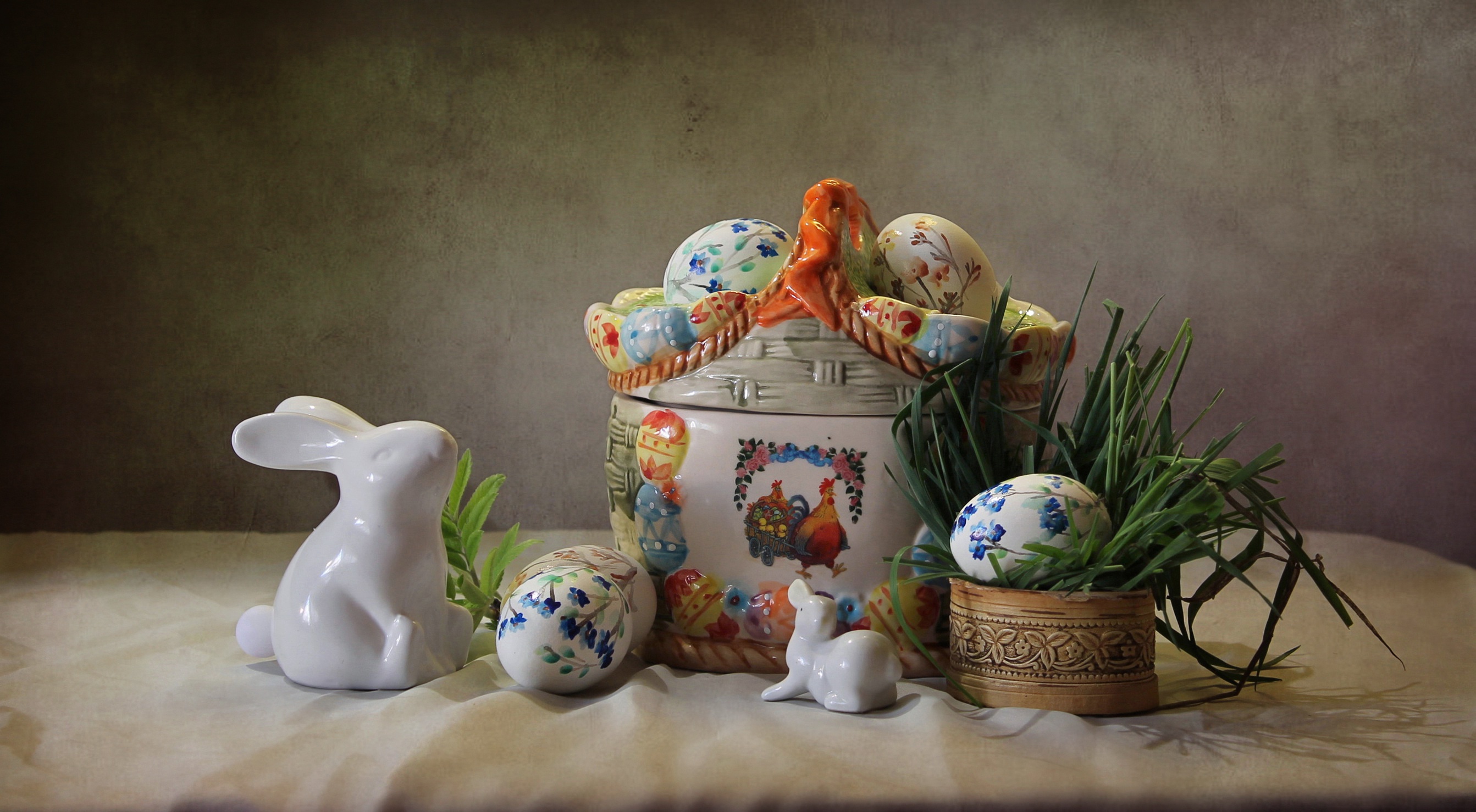 Laden Sie das Feiertage, Ostern, Hase, Figur, Hühnerei, Stillleben-Bild kostenlos auf Ihren PC-Desktop herunter