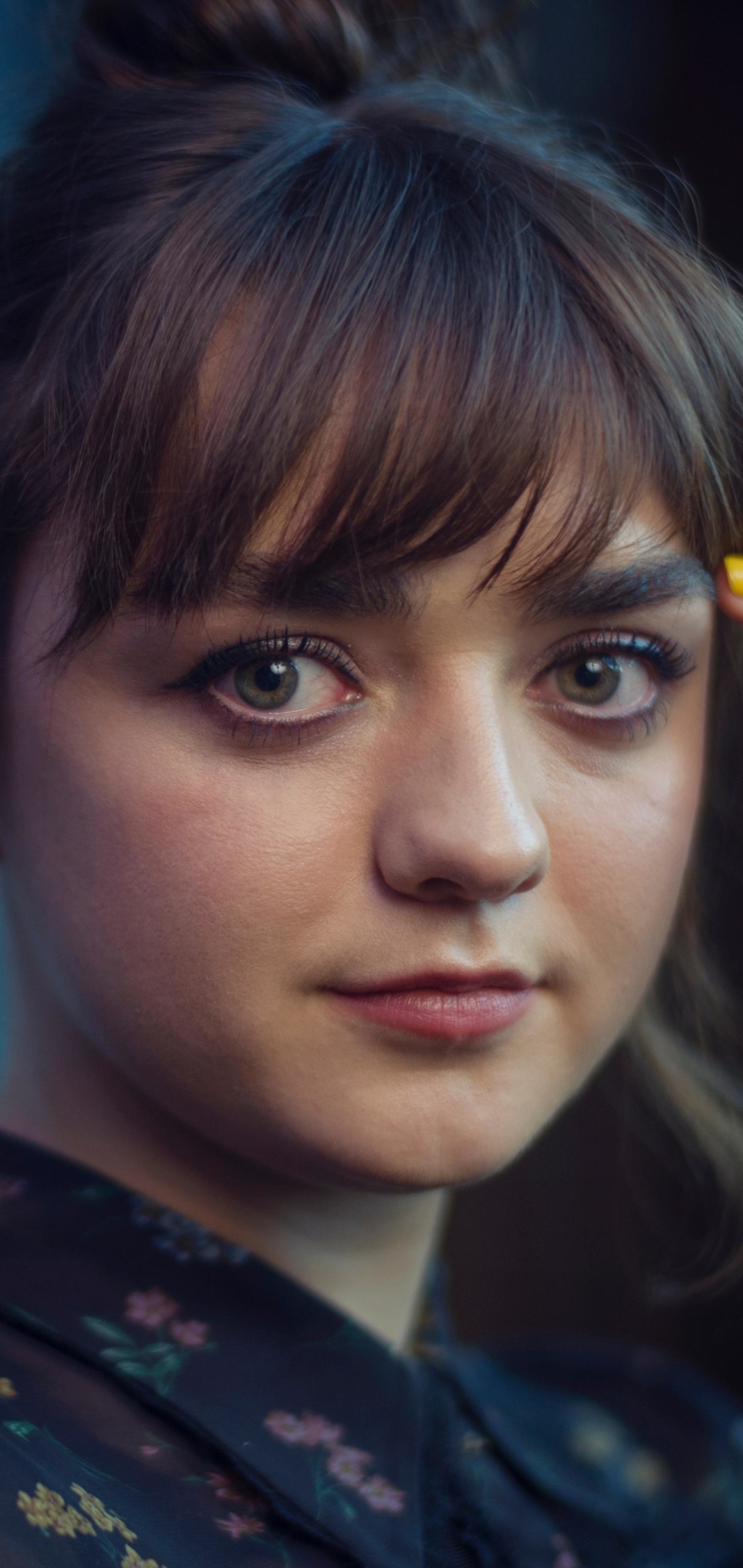 Descarga gratuita de fondo de pantalla para móvil de Morena, Británico, Celebridades, Cabello Corto, Actriz, Maisie Williams.