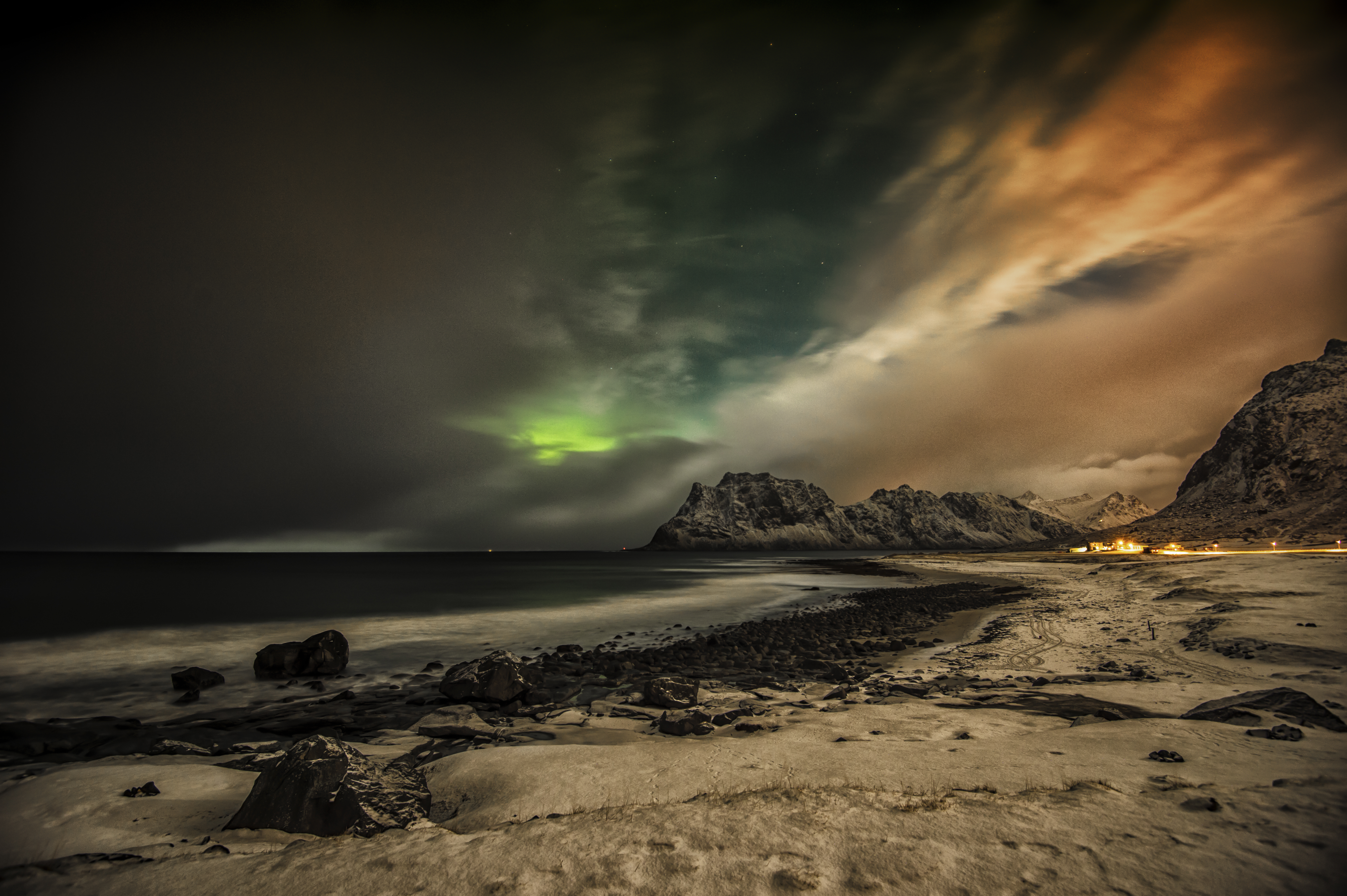 1522774 télécharger le fond d'écran aurore boréale, norvège, plage, terre/nature, arctique, îles lofoten - économiseurs d'écran et images gratuitement