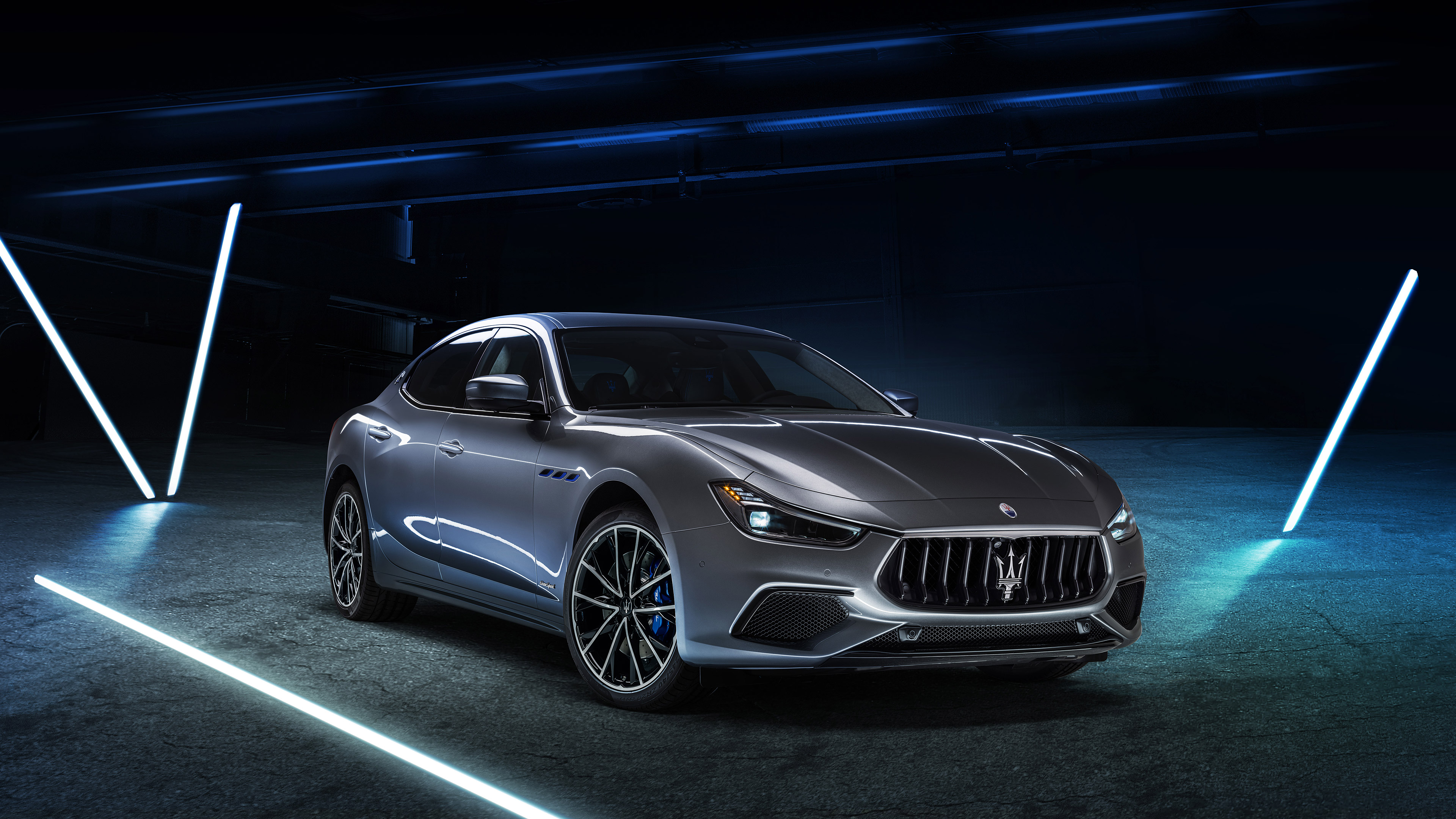 Laden Sie Maserati Ghibli Hybrid HD-Desktop-Hintergründe herunter
