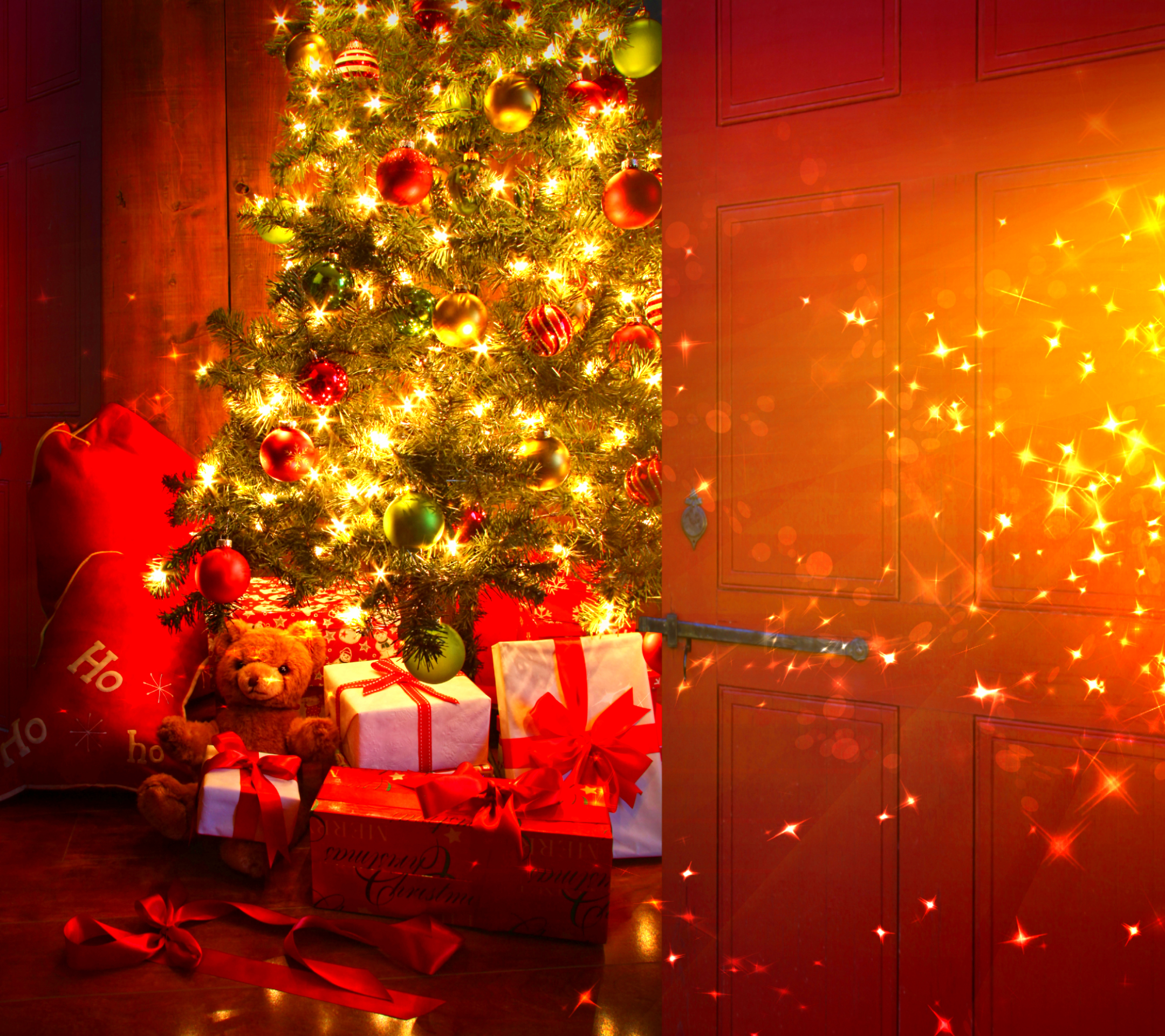 Free download wallpaper Teddy Bear, Christmas, Holiday, Gift, Christmas Tree, Fireplace, Christmas Ornaments, Christmas Lights on your PC desktop