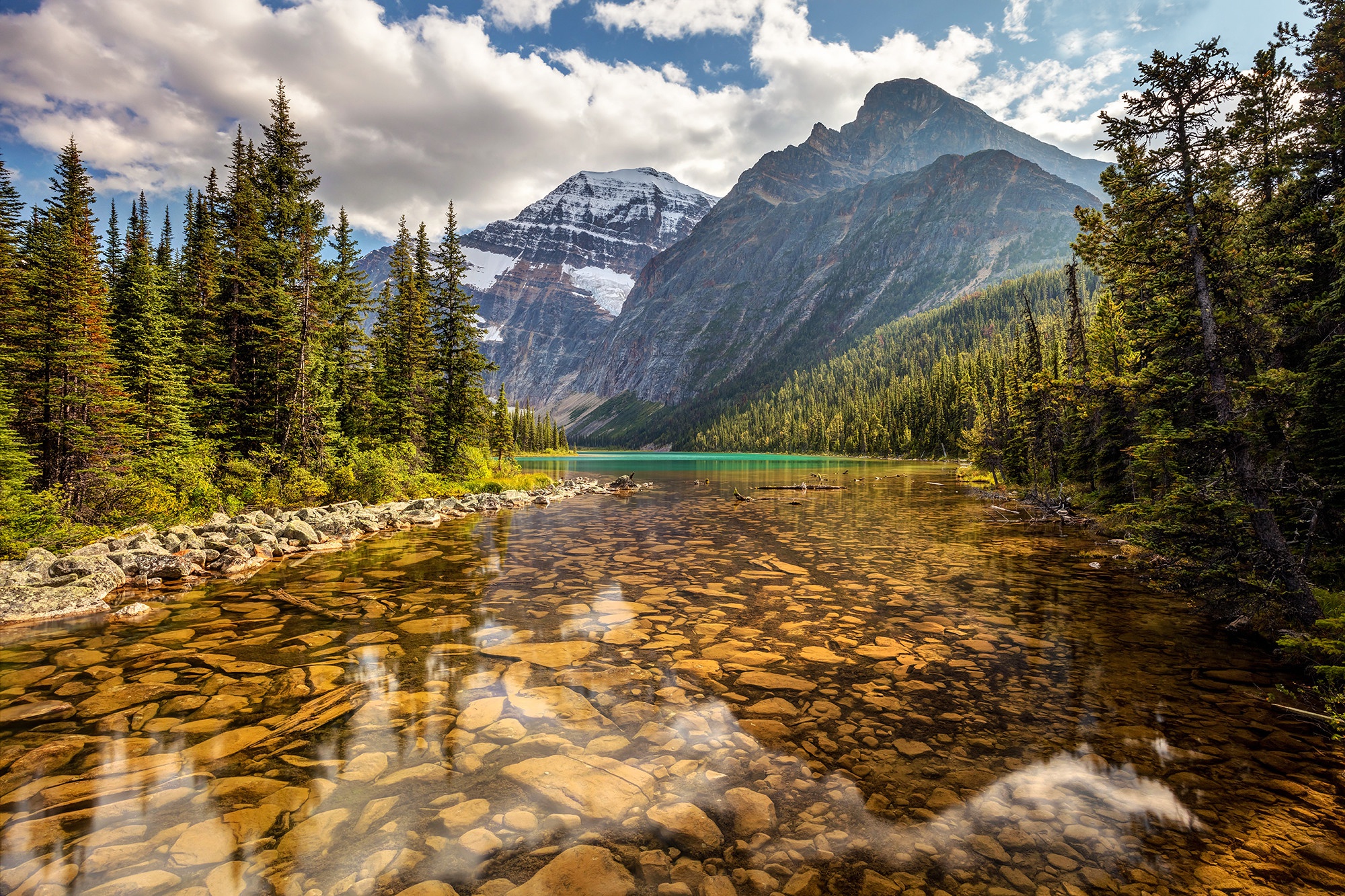 974360 завантажити шпалери річка, земля, канада, ліс, національний парк джаспер, гора, природа - заставки і картинки безкоштовно