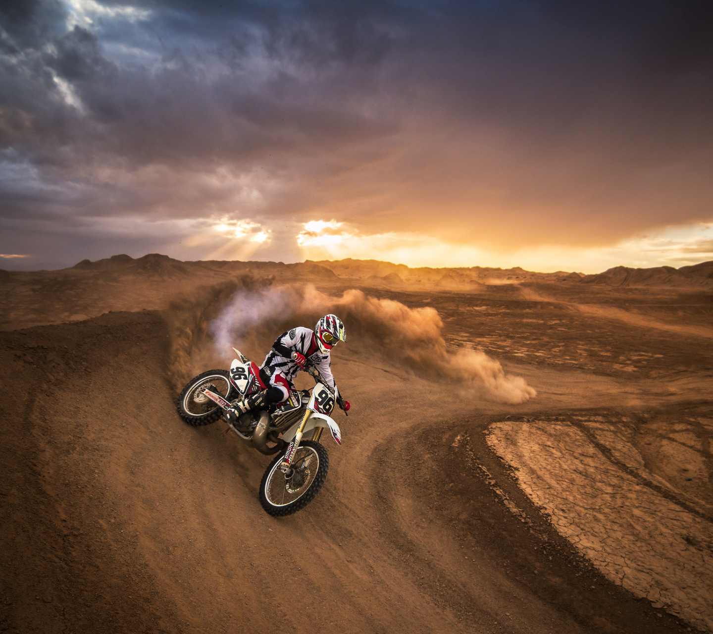 Download mobile wallpaper Sports, Landscape, Motocross, Motorcycle, Dirt for free.