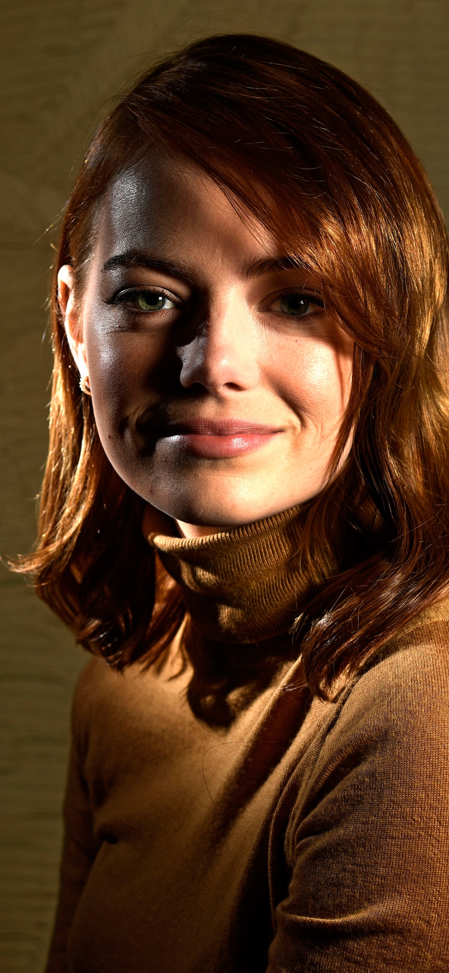 Baixar papel de parede para celular de Emma Stone, Ruiva, Olhos Verdes, Americano, Celebridade, Atriz gratuito.