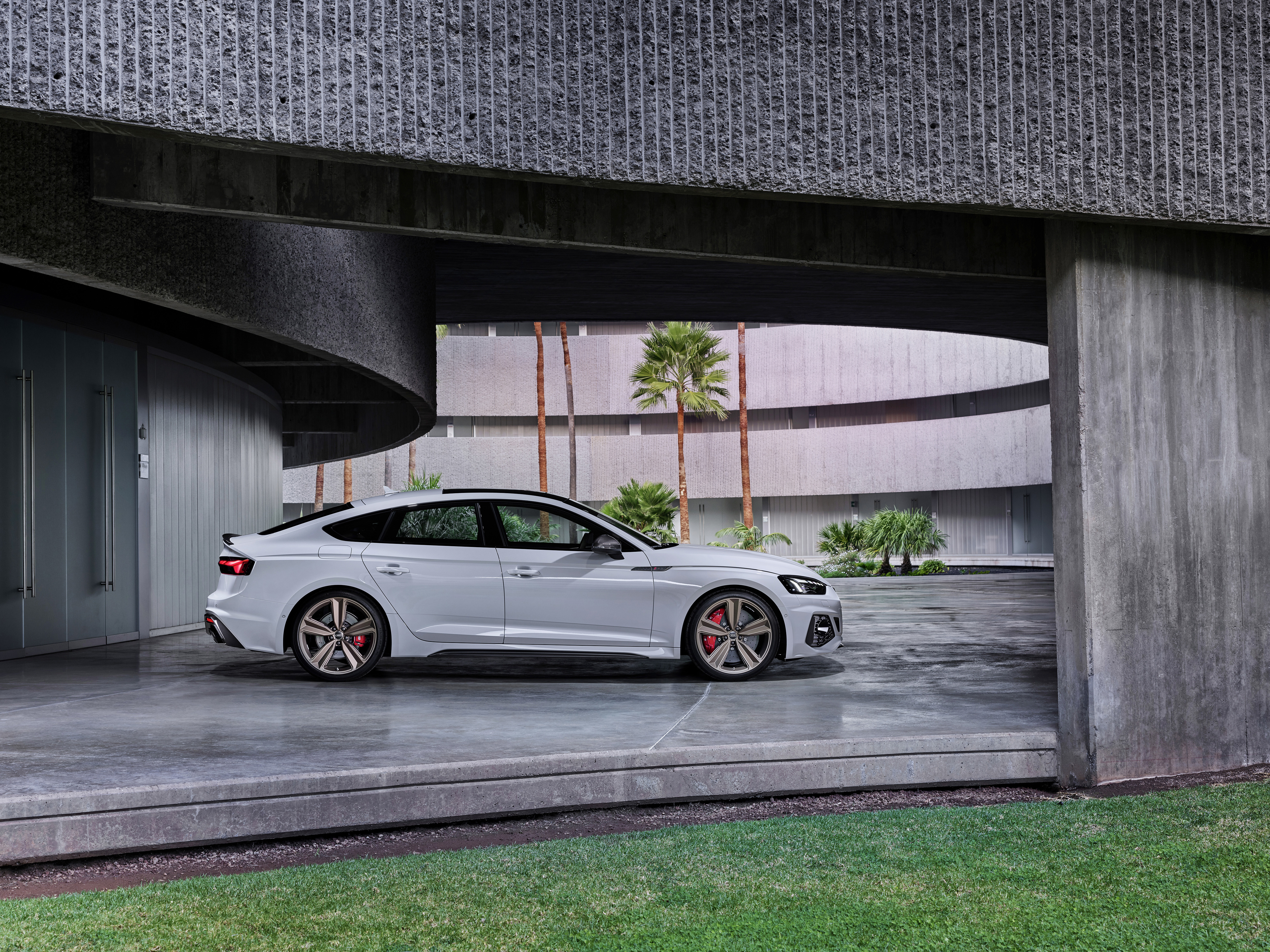 Download mobile wallpaper Audi, Car, Audi Rs5, Vehicles, White Car for free.