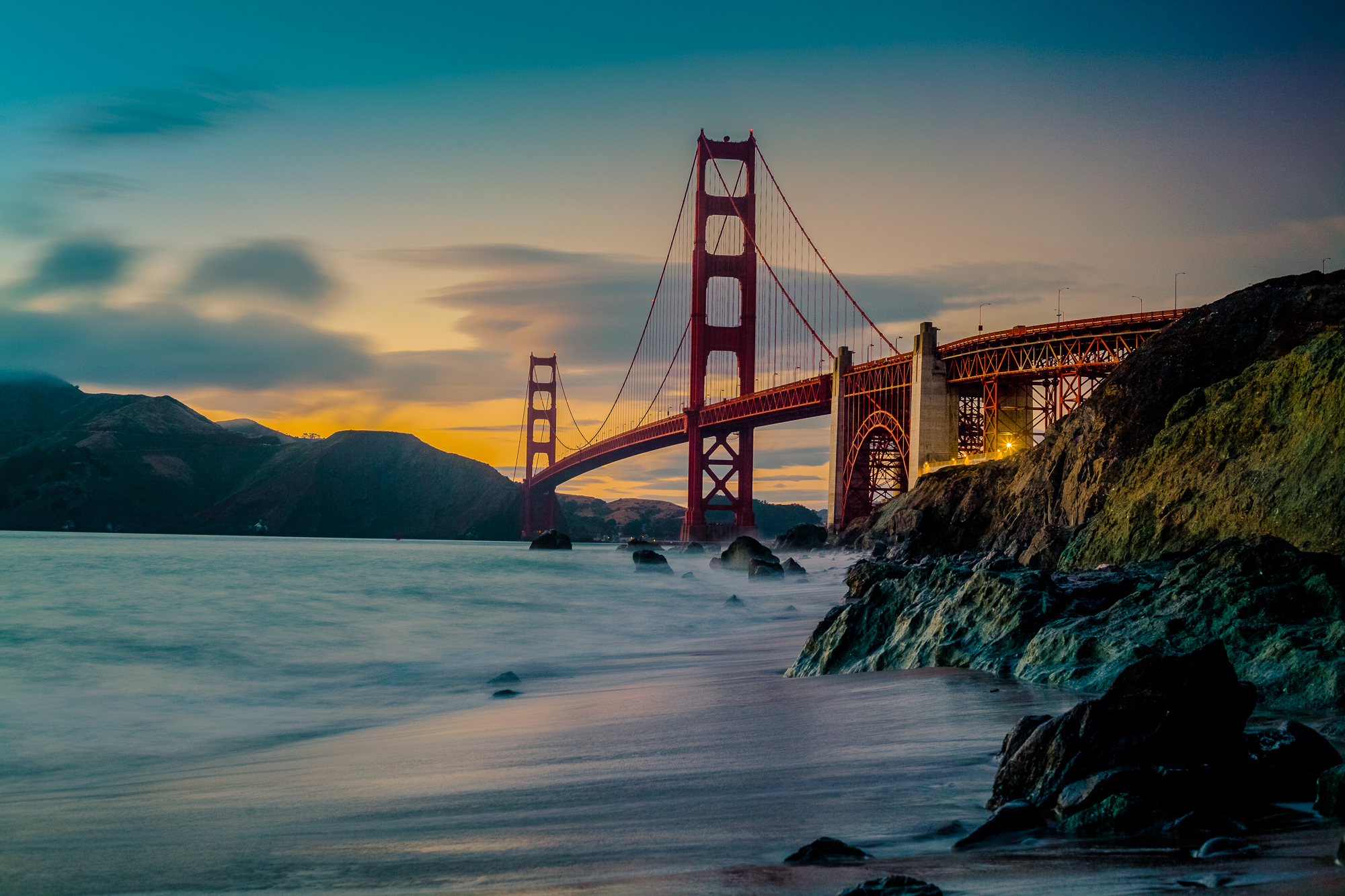 Download mobile wallpaper Bridges, Coast, Bridge, Golden Gate, Man Made for free.