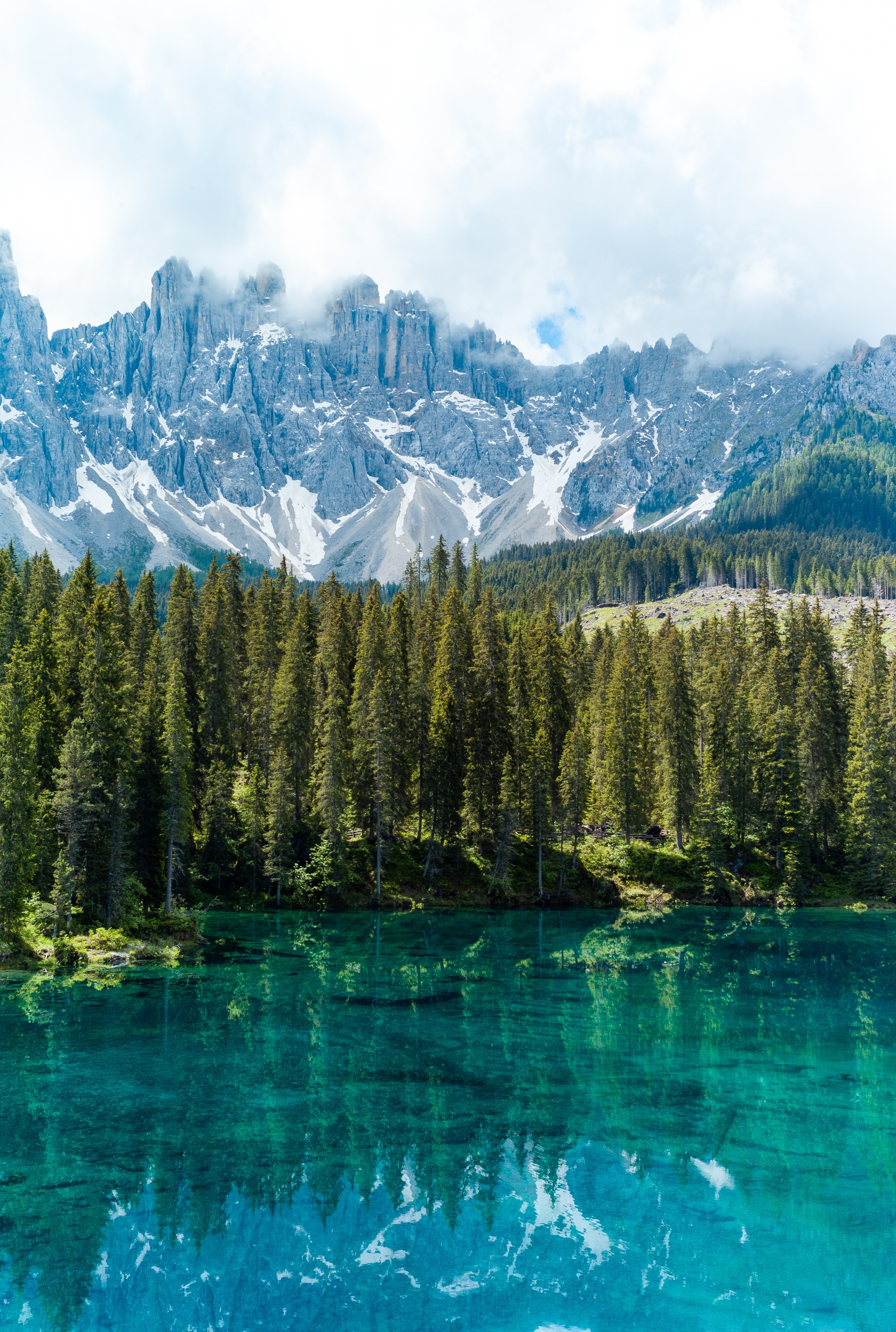 Free download wallpaper Trees, Mountains, Rocks, Lake, Reflection, Nature on your PC desktop