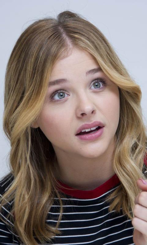 Download mobile wallpaper Celebrity, Chloë Grace Moretz for free.