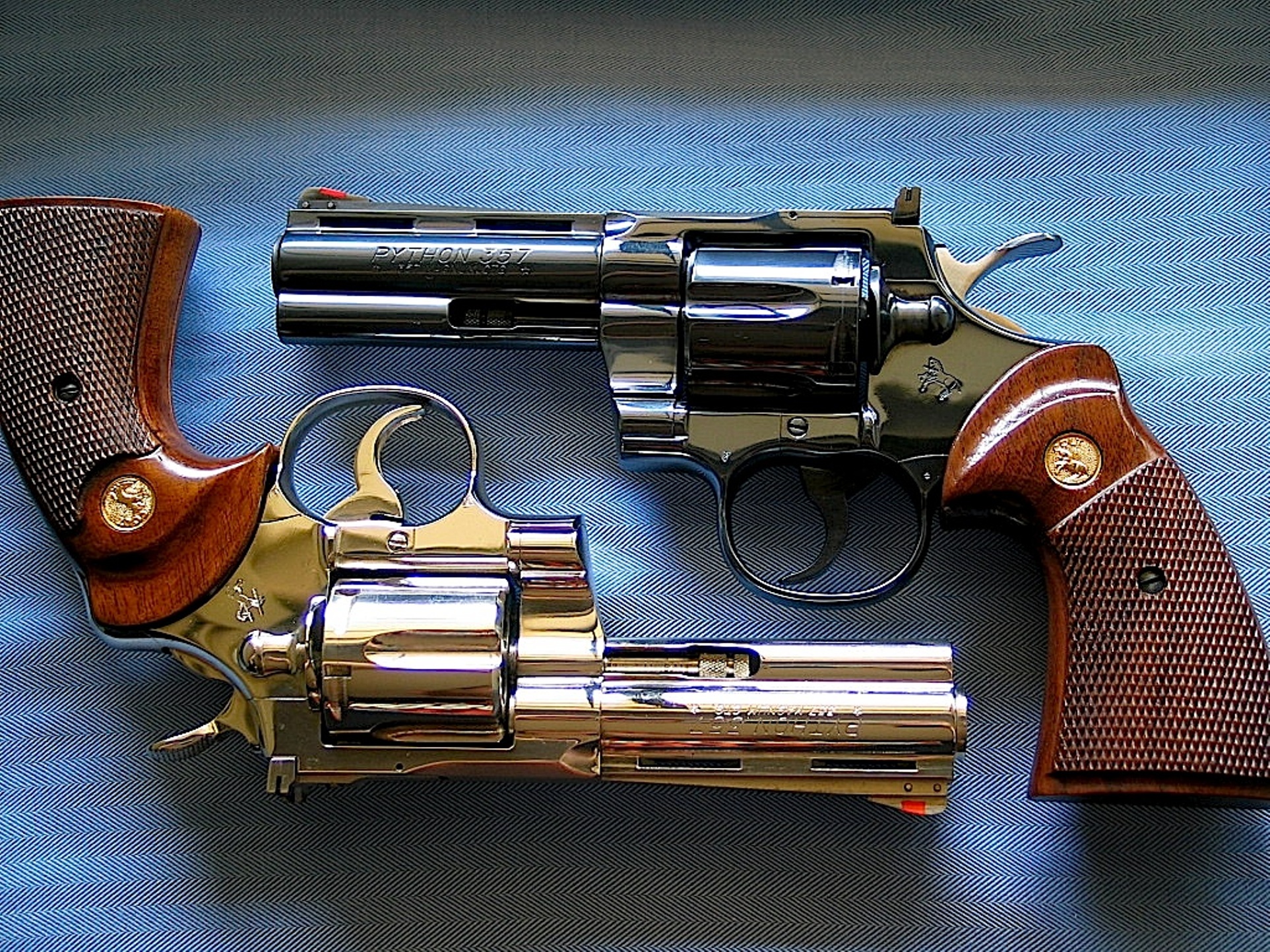 weapons, colt python revolver