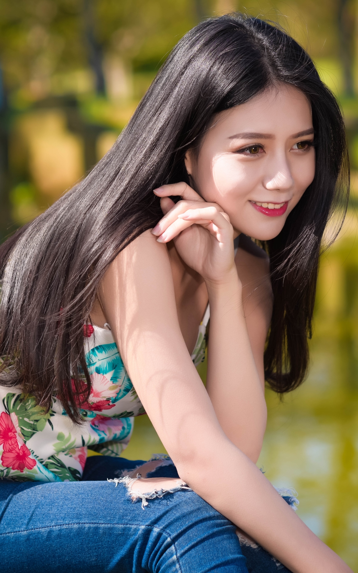 Download mobile wallpaper Smile, Model, Women, Asian, Black Hair, Long Hair for free.