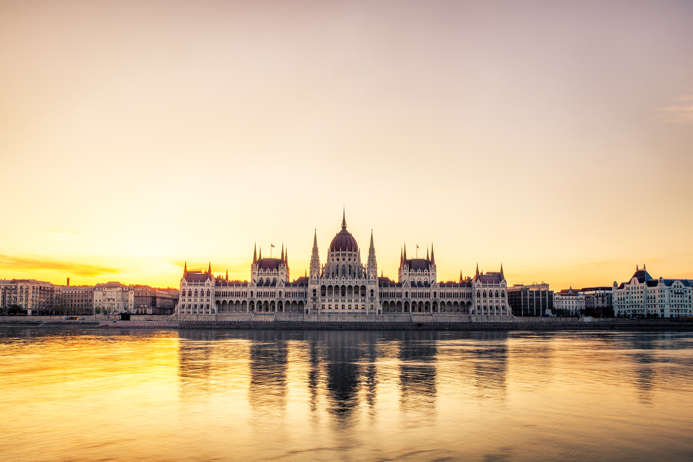 Download mobile wallpaper Monuments, Building, Reflection, Hungary, Budapest, Monument, Man Made, Hungarian Parliament Building for free.