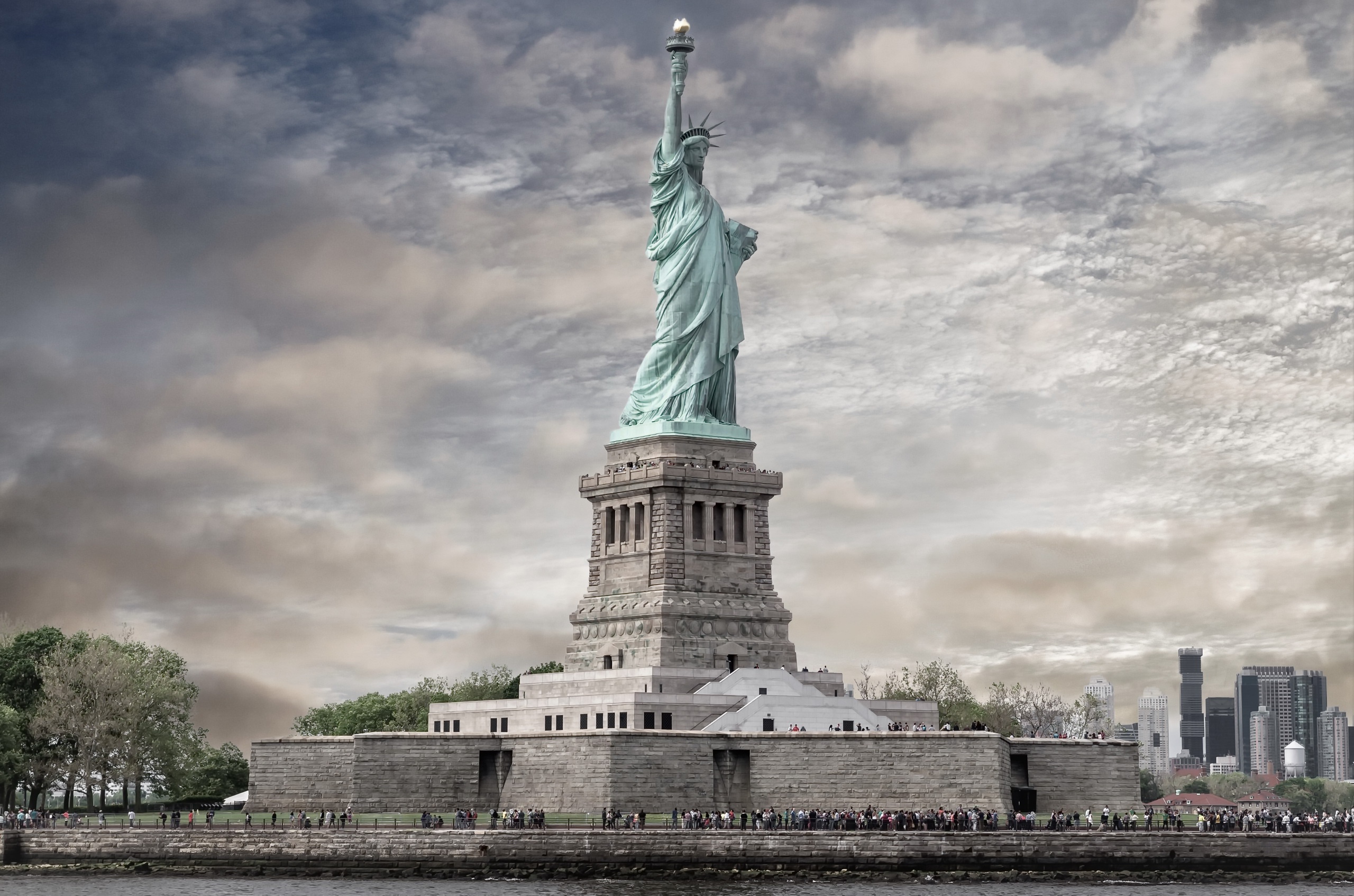 Laden Sie das Statue, New York, Monument, Vereinigte Staaten Von Amerika, Menschengemacht, Freiheitsstatue-Bild kostenlos auf Ihren PC-Desktop herunter