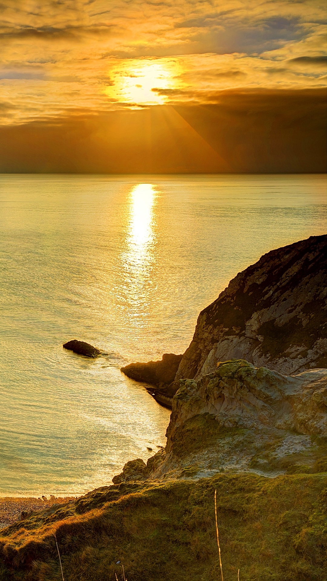 Download mobile wallpaper Sunset, Sky, Sea, Sun, Beach, Horizon, Coast, Ocean, Earth for free.