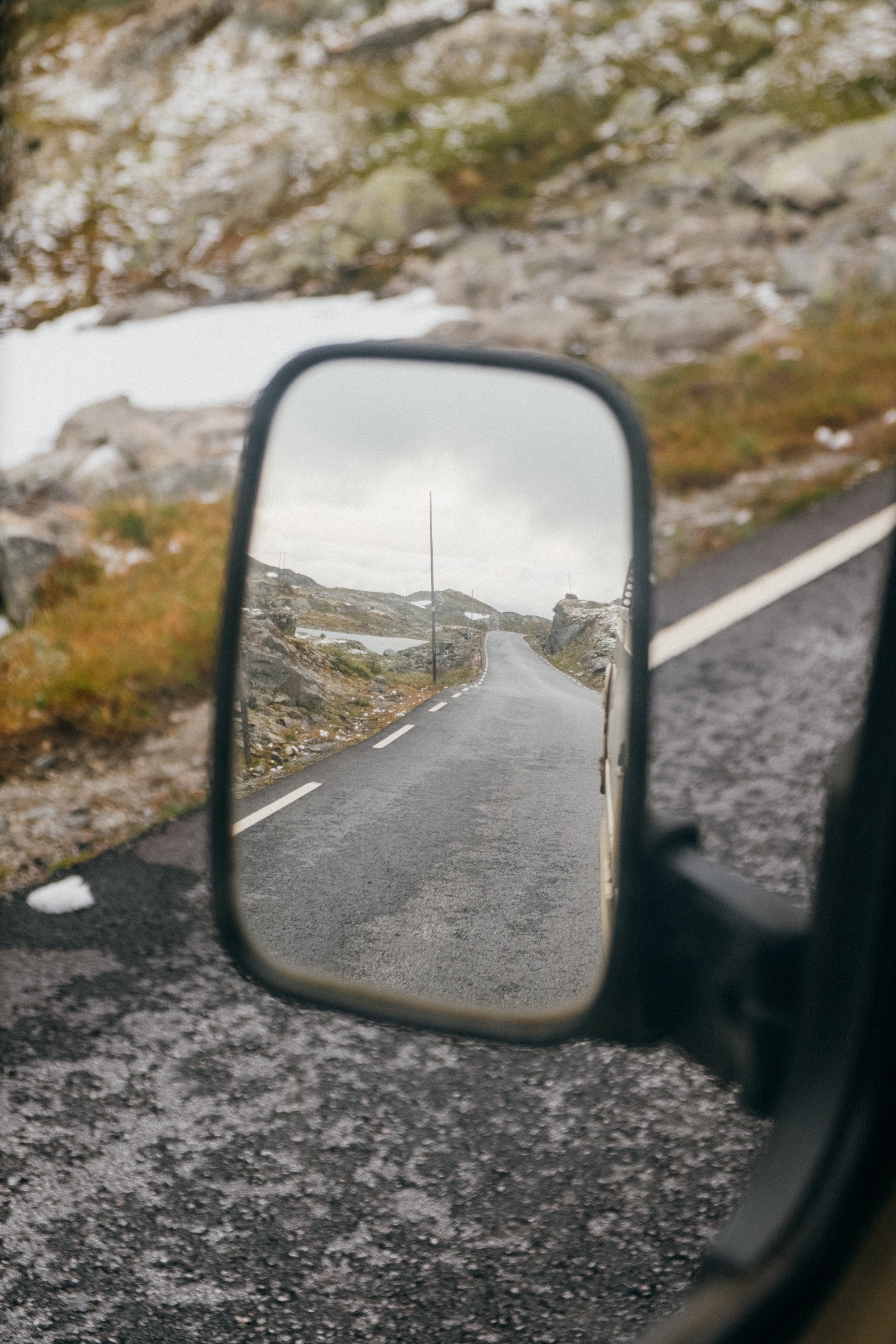 Download mobile wallpaper Reflection, Distance, Nature, Dahl, Road, Machine, Car, Mirror for free.