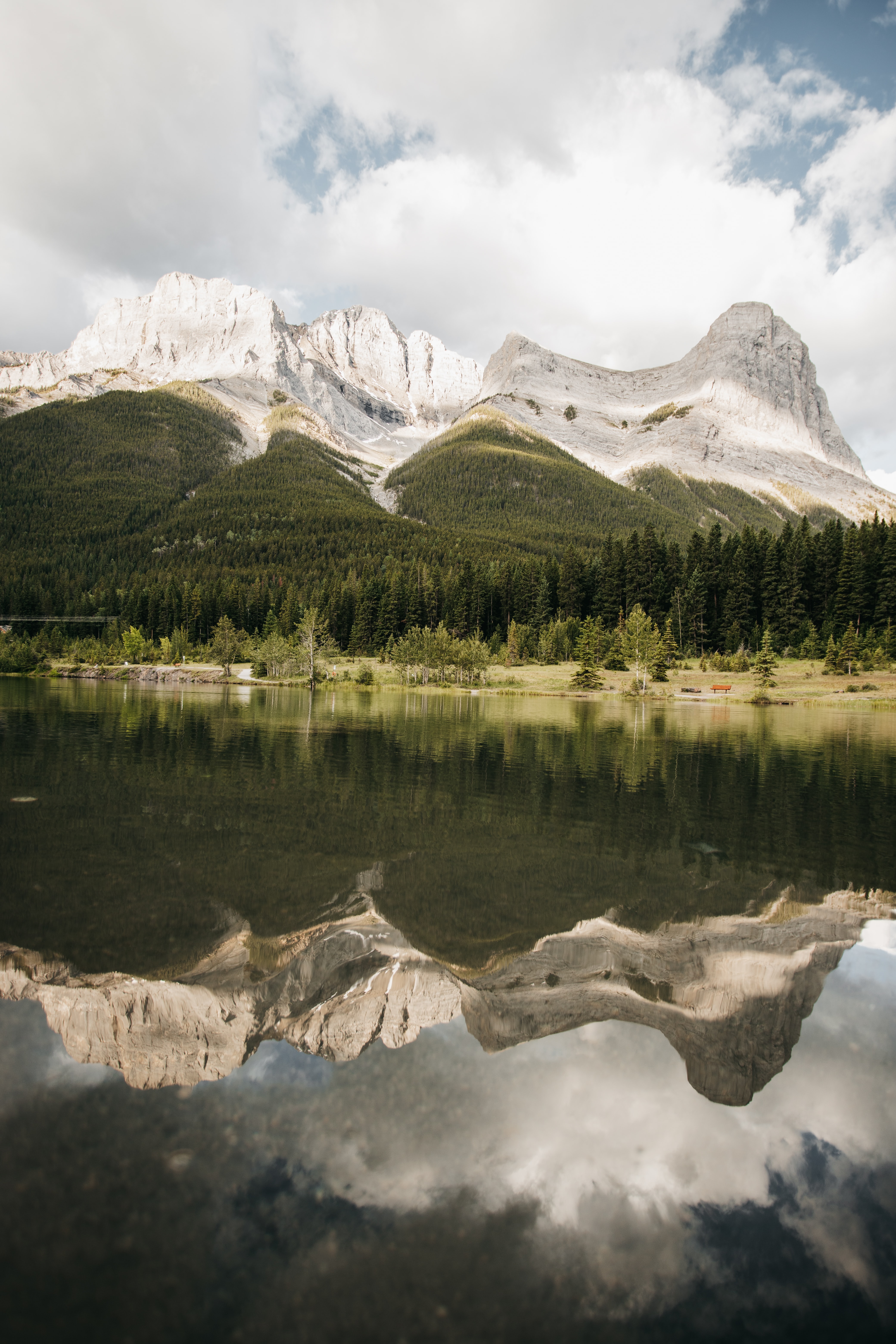 Descarga gratis la imagen Naturaleza, Árboles, Montañas, Las Rocas, Rocas, Lago, Bosque en el escritorio de tu PC