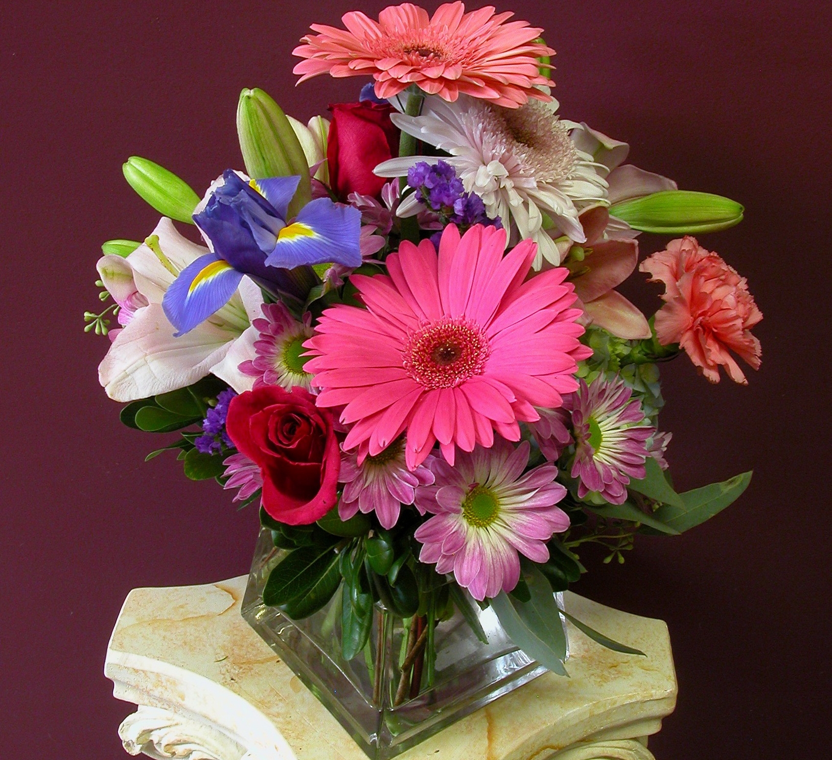 flowers, roses, gerberas, bouquet, vase, irises, carnation
