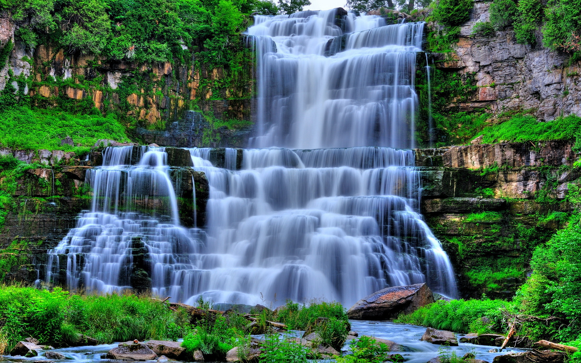 Laden Sie das Wasserfälle, Wasserfall, Wald, Klippe, Erde/natur-Bild kostenlos auf Ihren PC-Desktop herunter