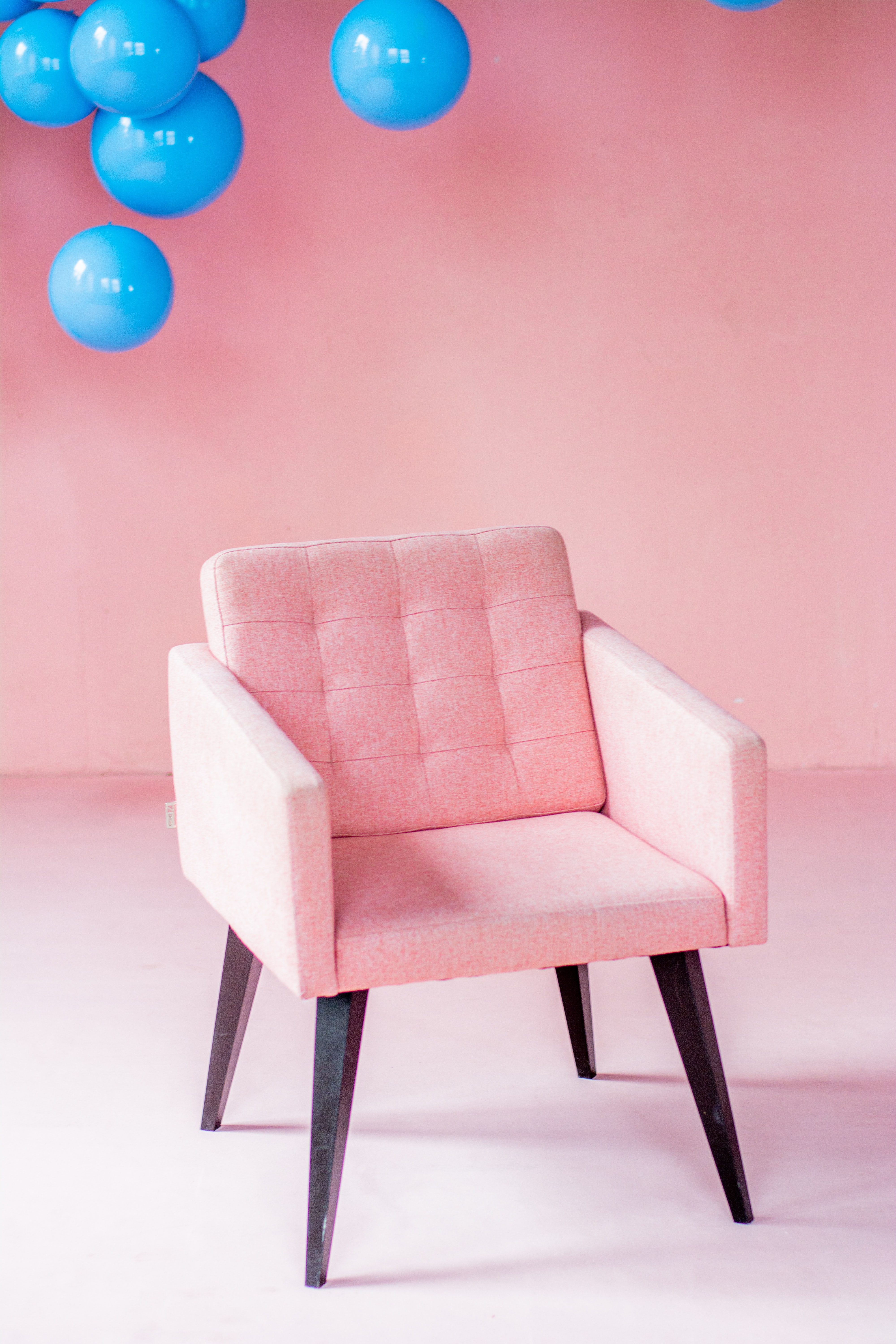 Download mobile wallpaper Miscellaneous, Armchair, Miscellanea, Pink, Balls for free.