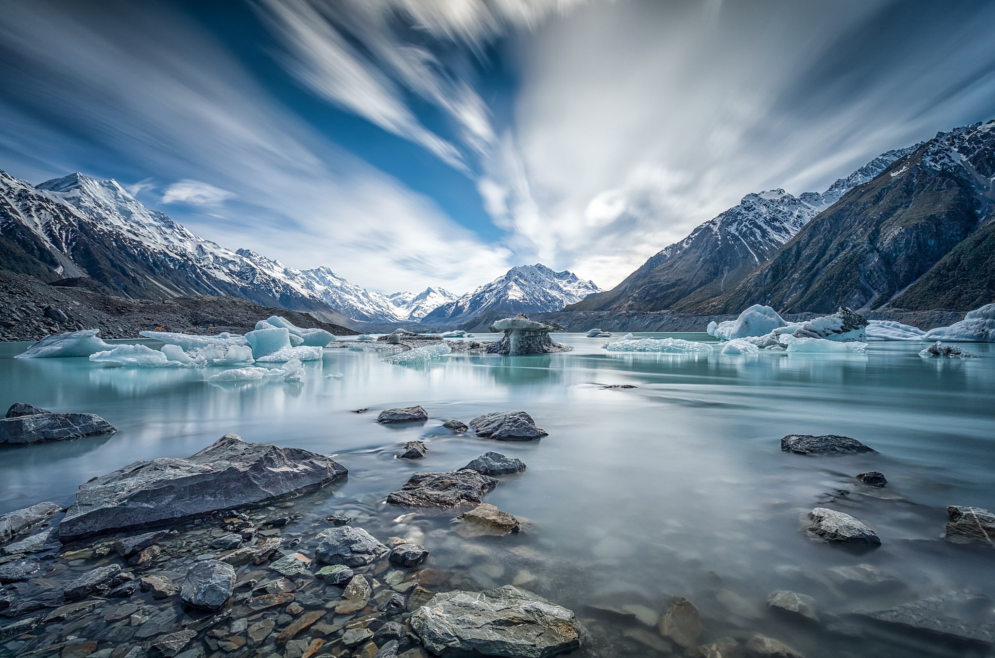 Free download wallpaper Nature, Ice, Lakes, Mountain, Lake, Earth on your PC desktop