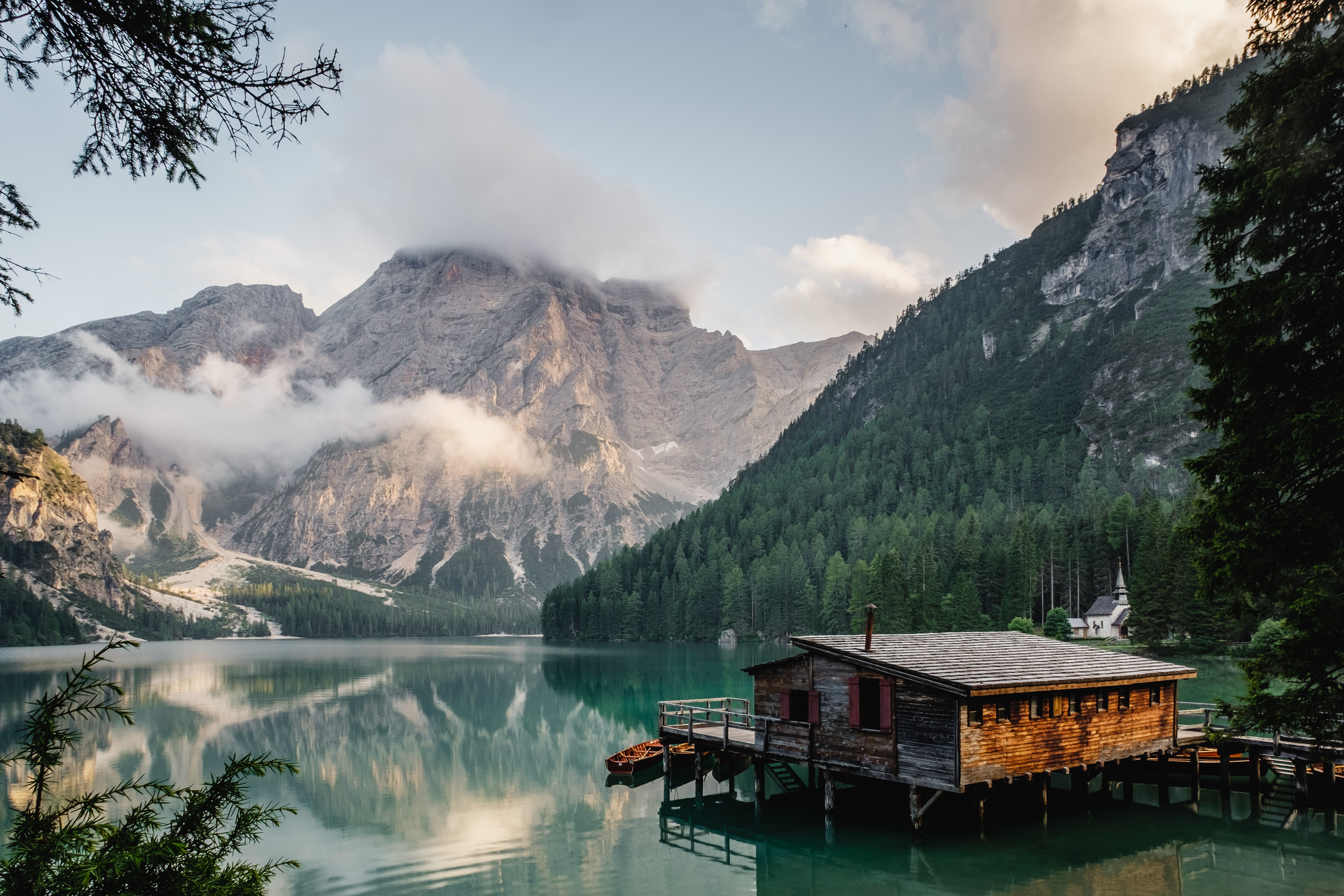 Free download wallpaper Lakes, Italy, Building, Mountain, Lake, Reflection, Photography, Cabin on your PC desktop