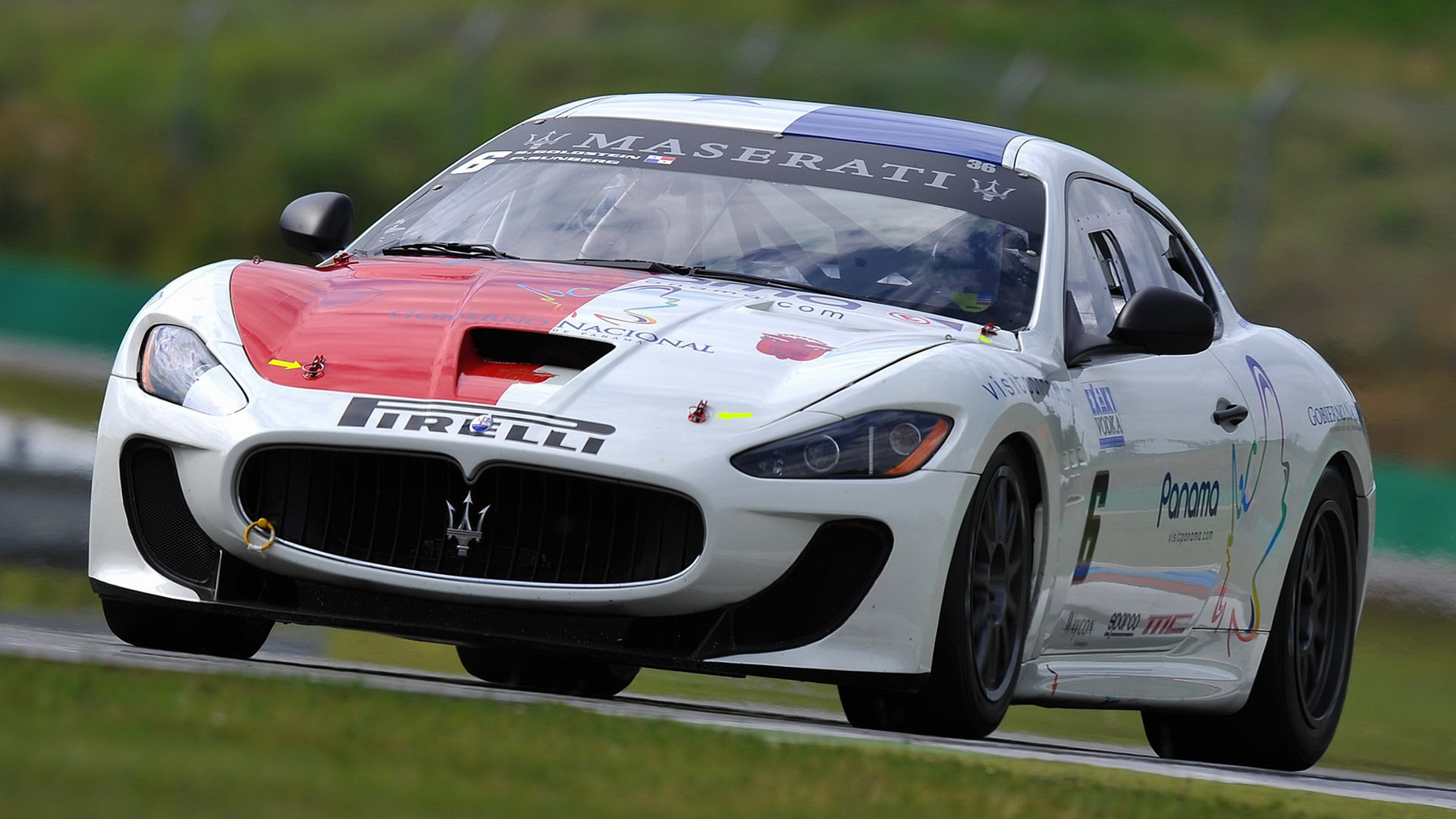 Скачать обои Maserati Granturismo Mc Trofeo на телефон бесплатно