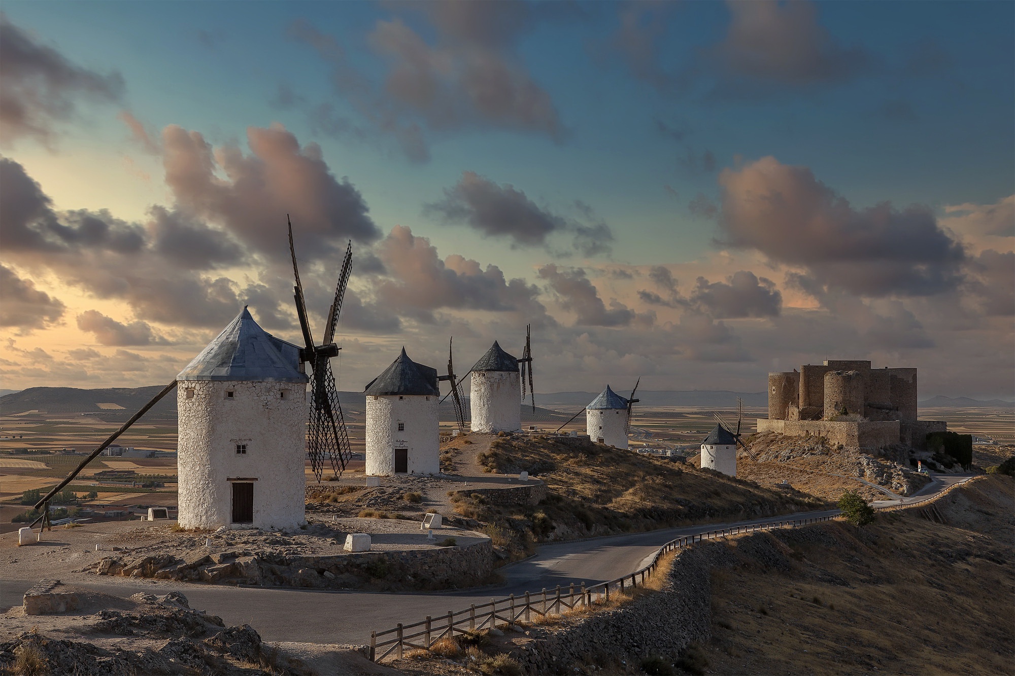 Laden Sie das Spanien, Windmühle, Menschengemacht-Bild kostenlos auf Ihren PC-Desktop herunter