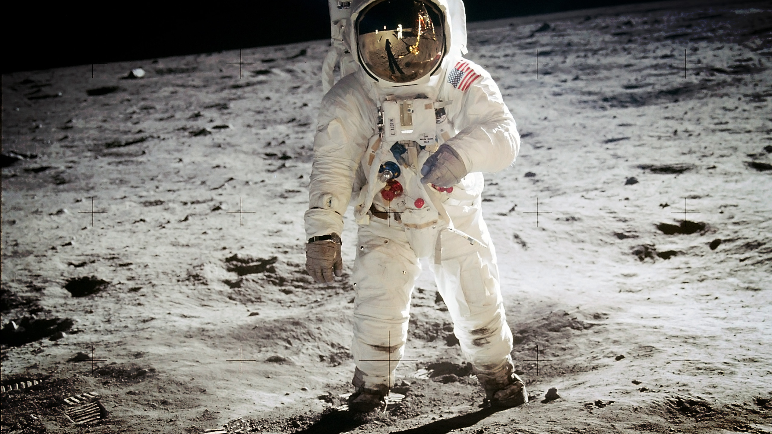 Download mobile wallpaper Moon, Usa, Space, Astronaut, Man Made, Nasa for free.