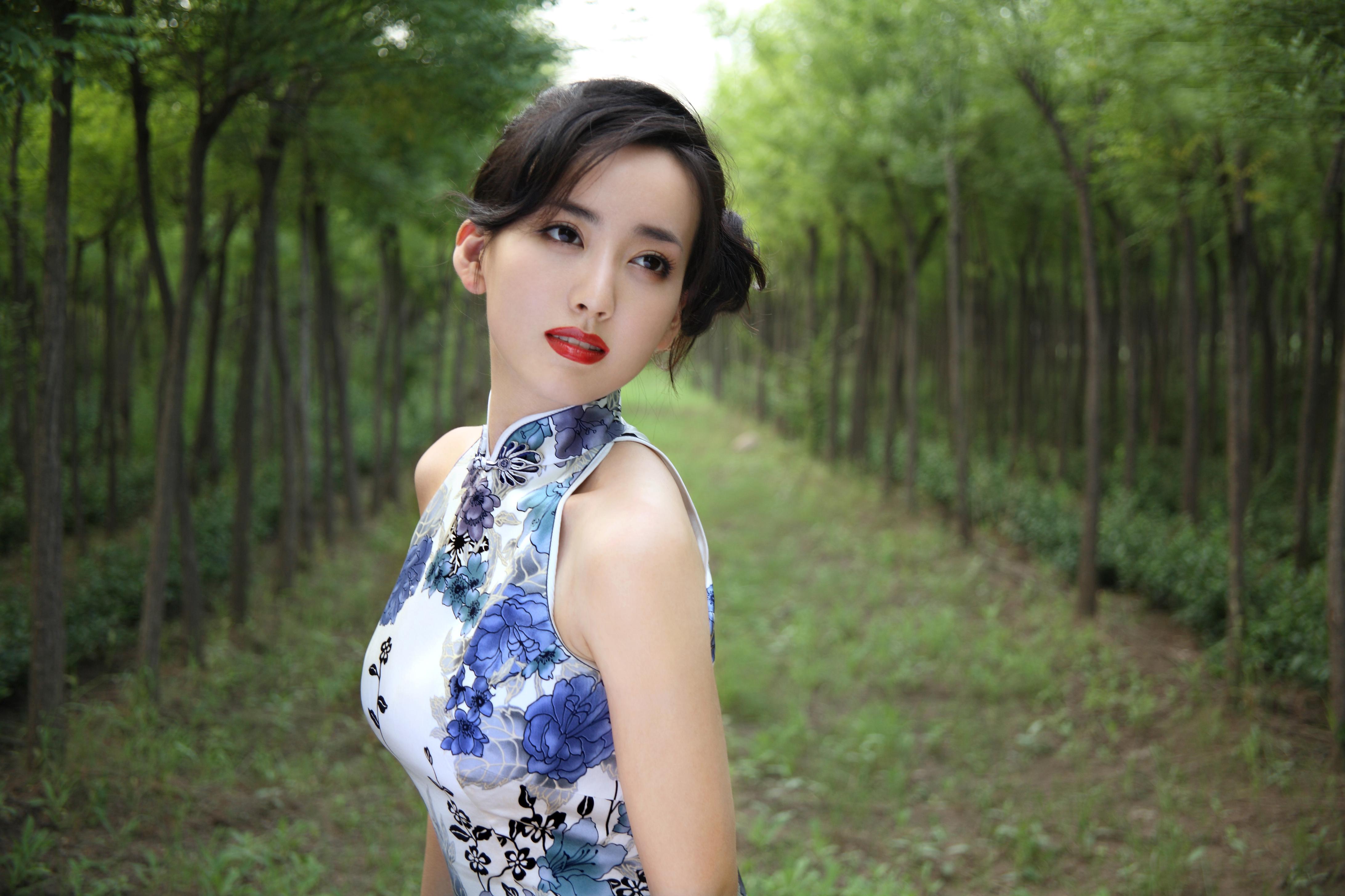 678484 baixar papel de parede mulheres, hú yǐng yí, asiática, chinês - protetores de tela e imagens gratuitamente