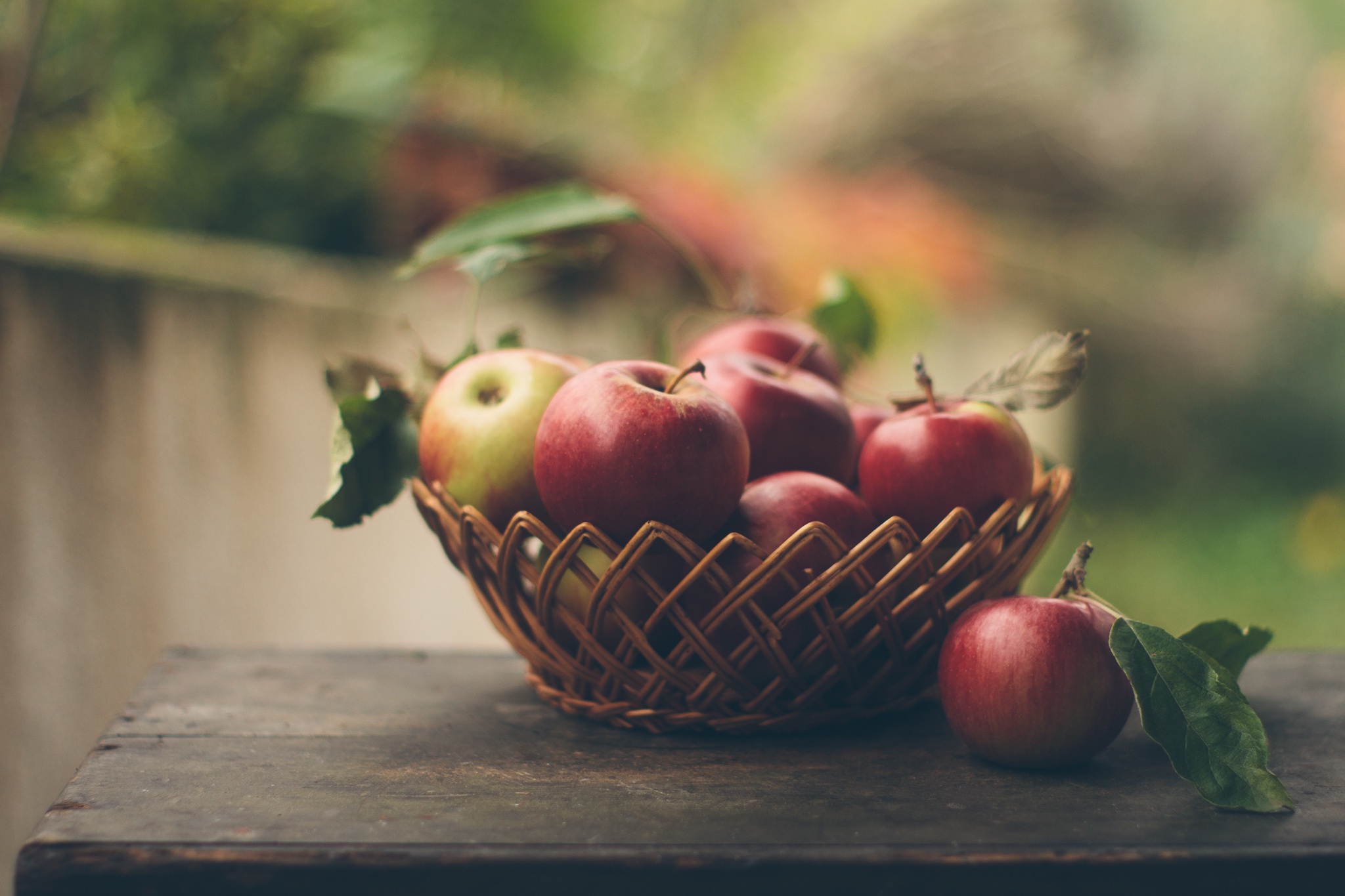 Laden Sie das Frucht, Apfel, Nahrungsmittel, Früchte, Tiefenschärfe-Bild kostenlos auf Ihren PC-Desktop herunter