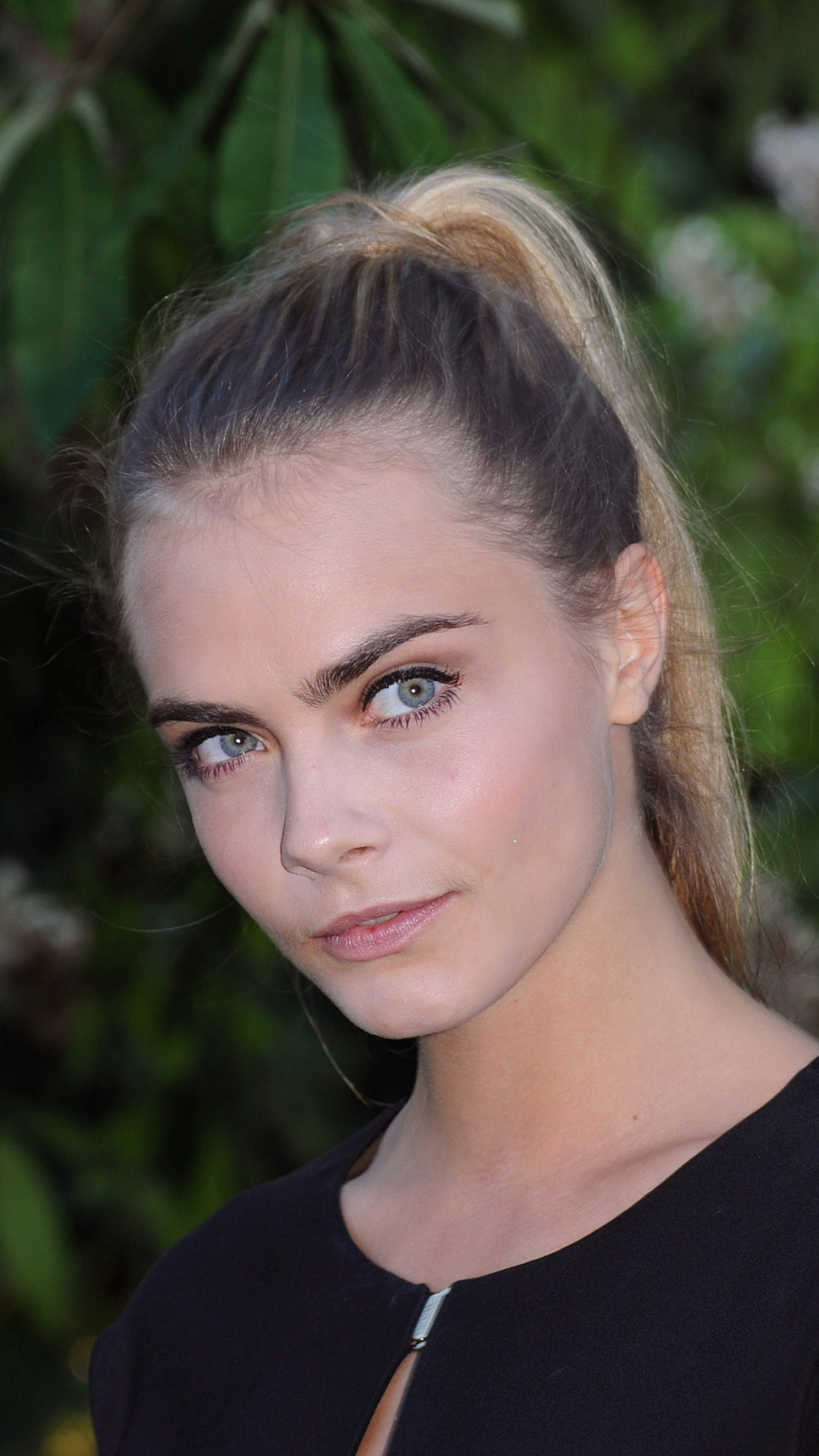 Handy-Wallpaper Englisch, Modell, Berühmtheiten, Cara Delevingne kostenlos herunterladen.