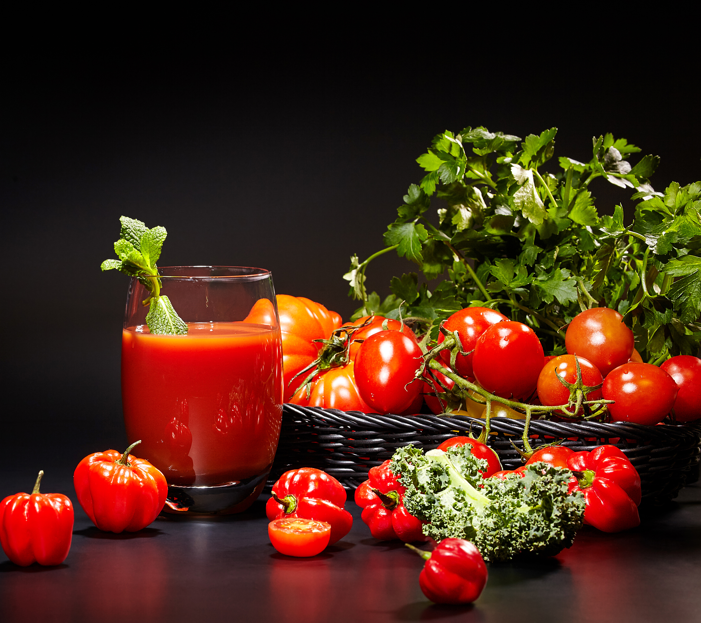 Download mobile wallpaper Food, Tomato, Juice for free.