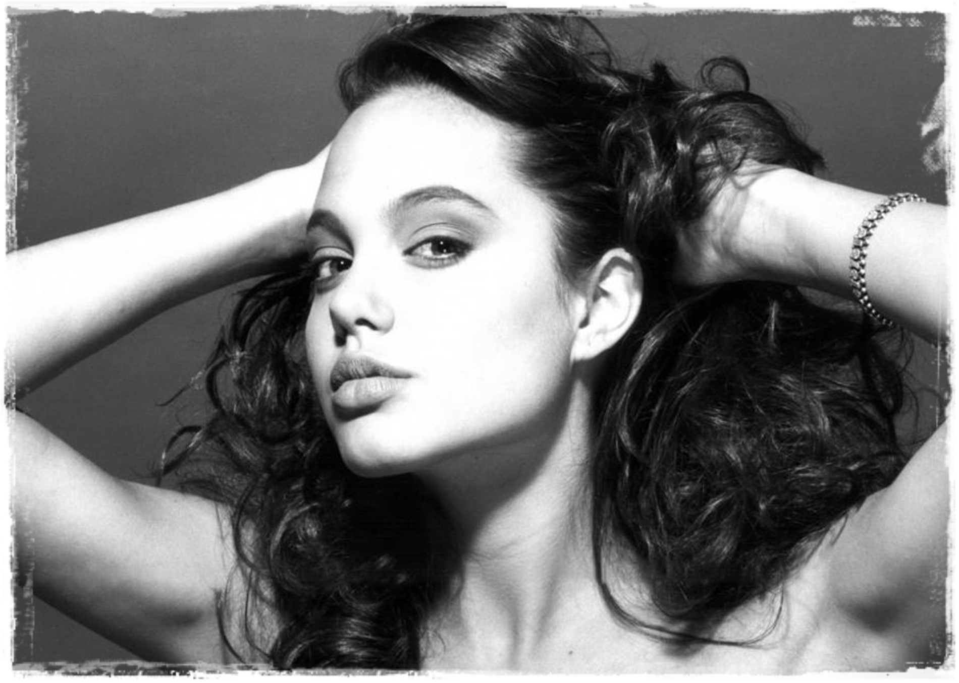 Скачать обои бесплатно Анджелина Джоли, Знаменитости картинка на рабочий стол ПК