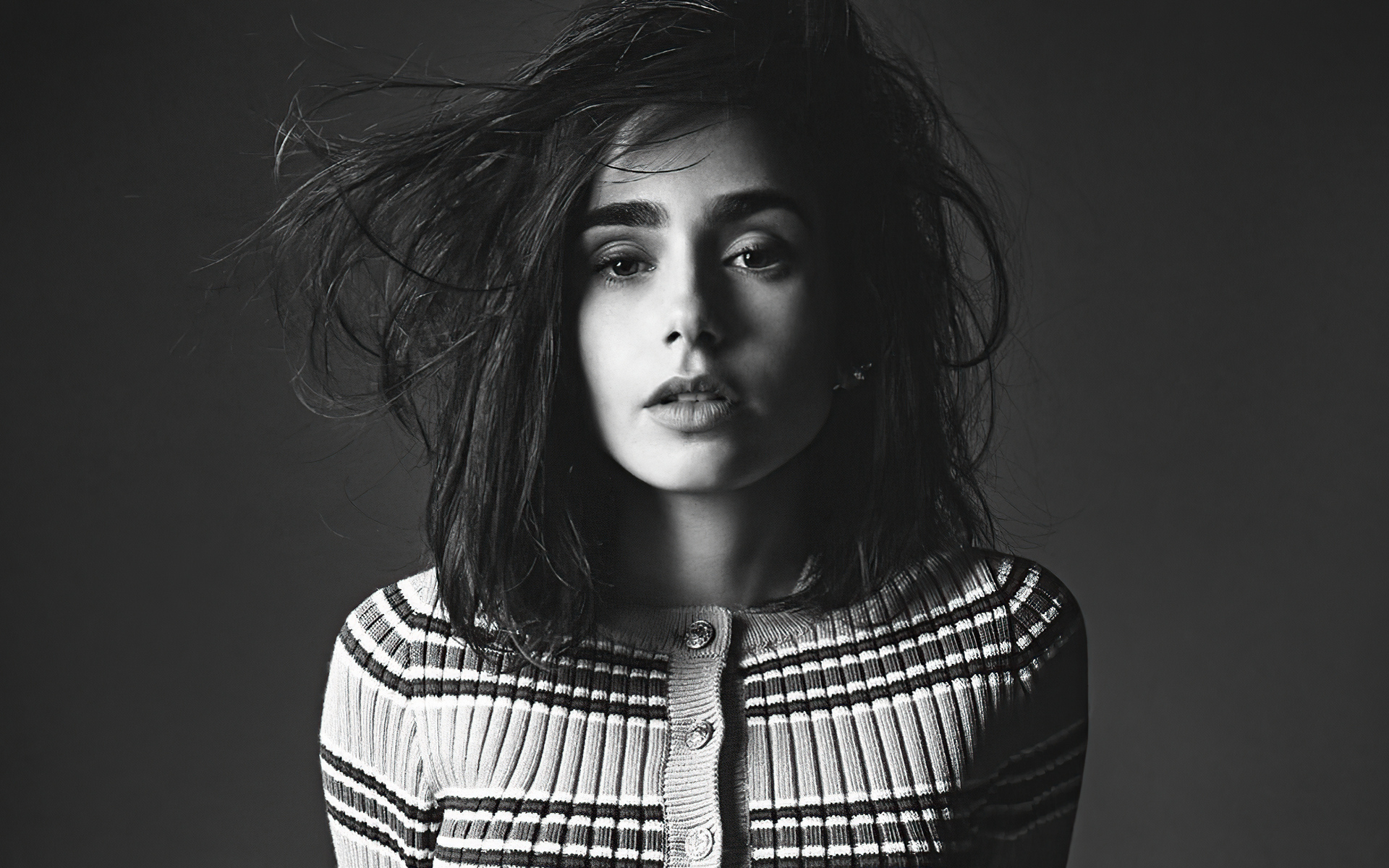 Free download wallpaper Celebrity, Black & White, Lily Collins on your PC desktop