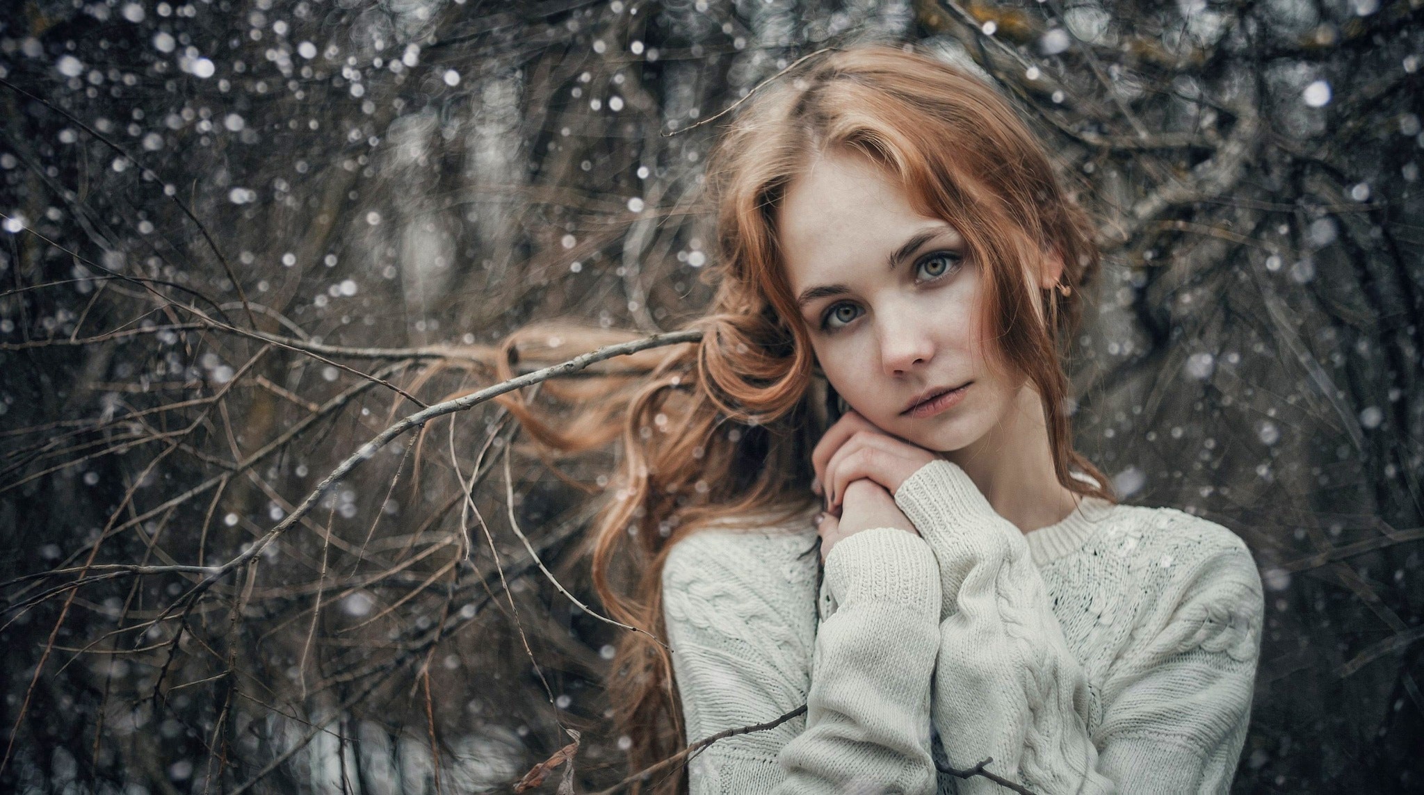 無料モバイル壁紙赤毛, モデル, 女性, 降雪をダウンロードします。