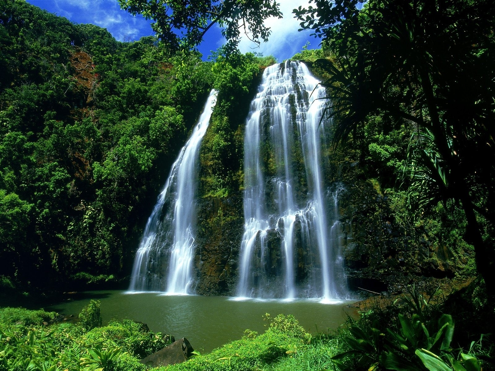 Free download wallpaper Nature, Water, Waterfall, Vegetation, Earth, Hawaii, Kauai on your PC desktop