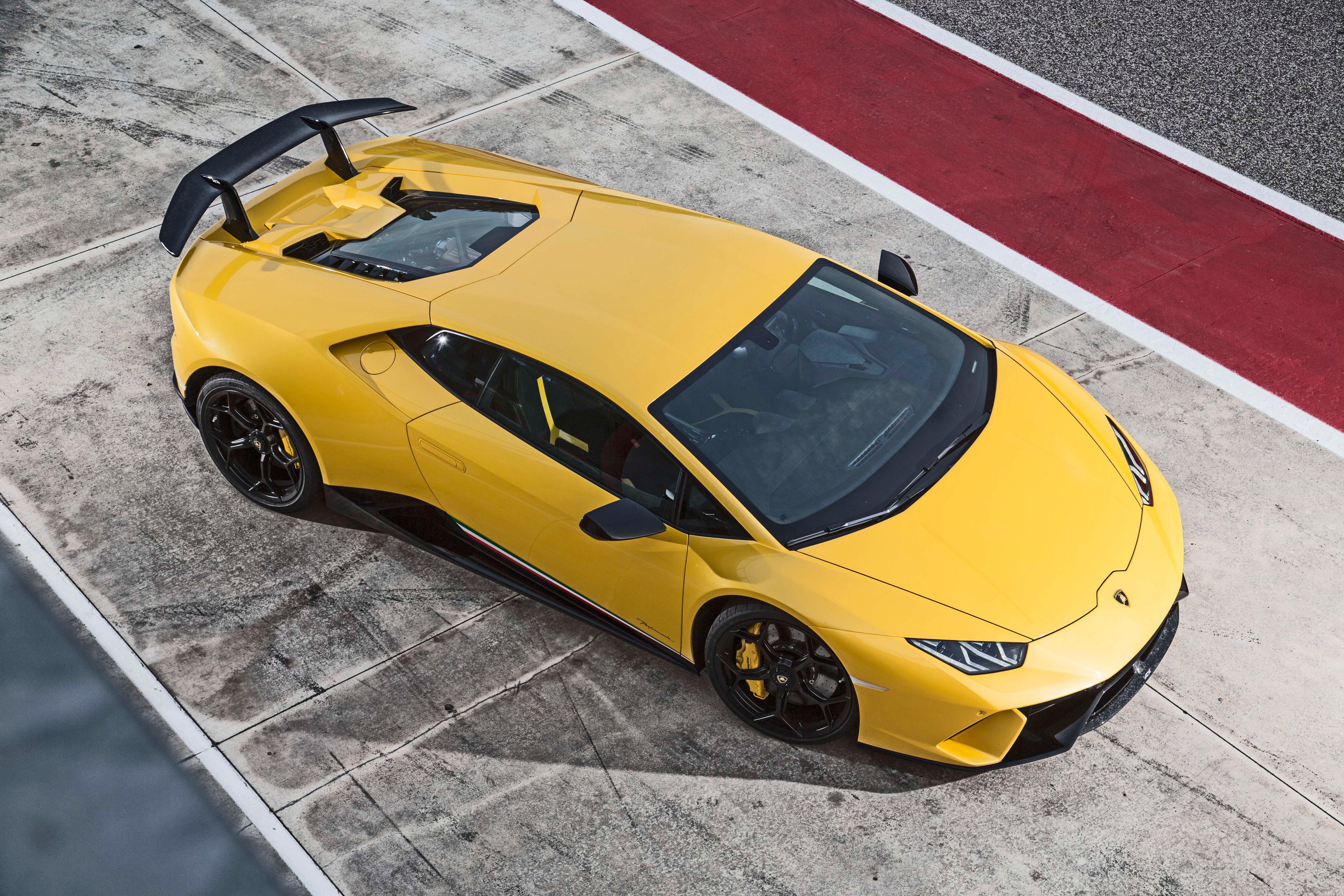 Baixe gratuitamente a imagem Lamborghini, Carro, Super Carro, Veículos, Carro Amarelo, Lamborghini Huracán Performance na área de trabalho do seu PC
