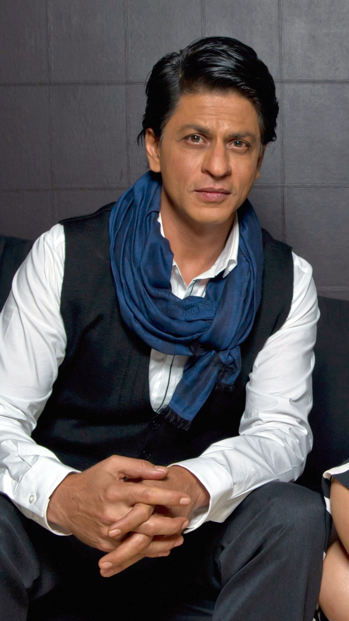 Download mobile wallpaper Celebrity, Actor, Deepika Padukone, Shah Rukh Khan for free.