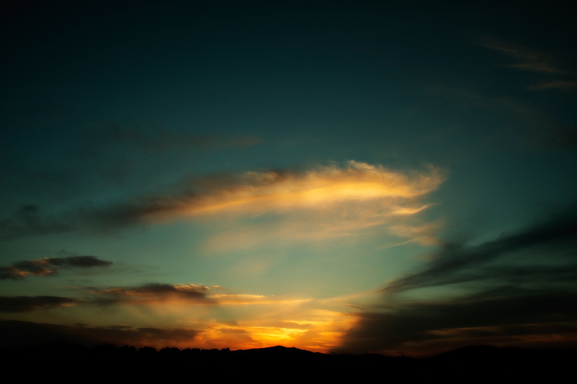 Free download wallpaper Nature, Sunset, Sky, Clouds, Night on your PC desktop