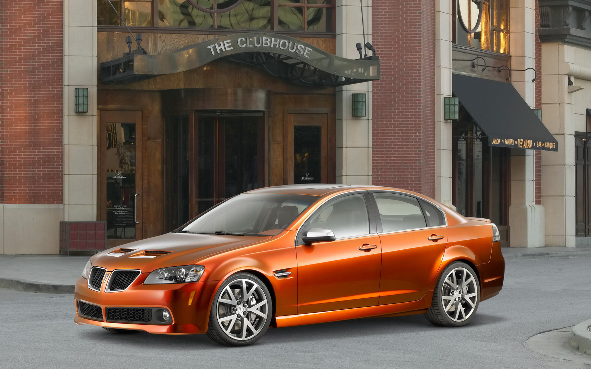 Завантажити шпалери Pontiac G8 на телефон безкоштовно