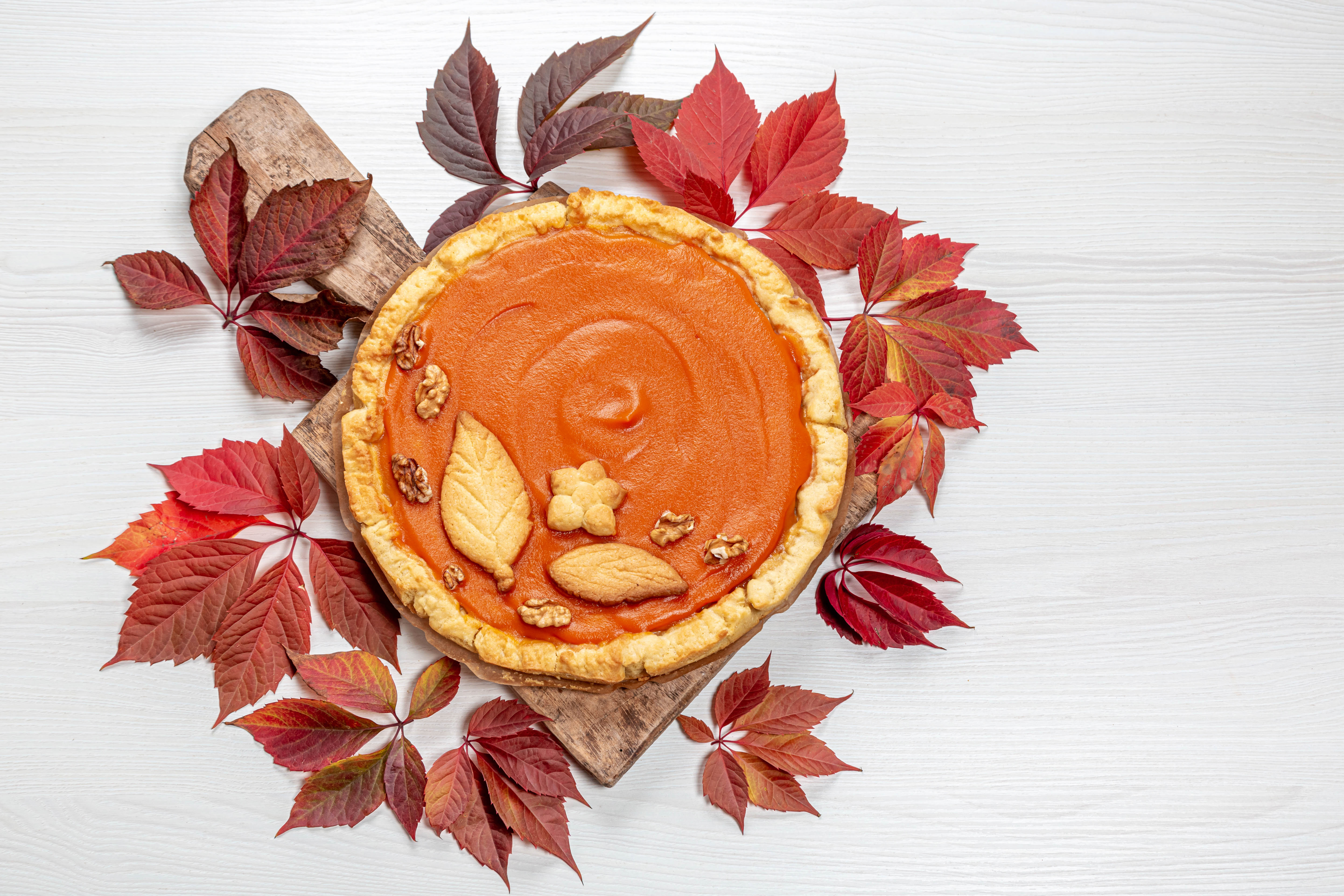 Free download wallpaper Food, Still Life, Leaf, Fall, Pie, Pastry on your PC desktop