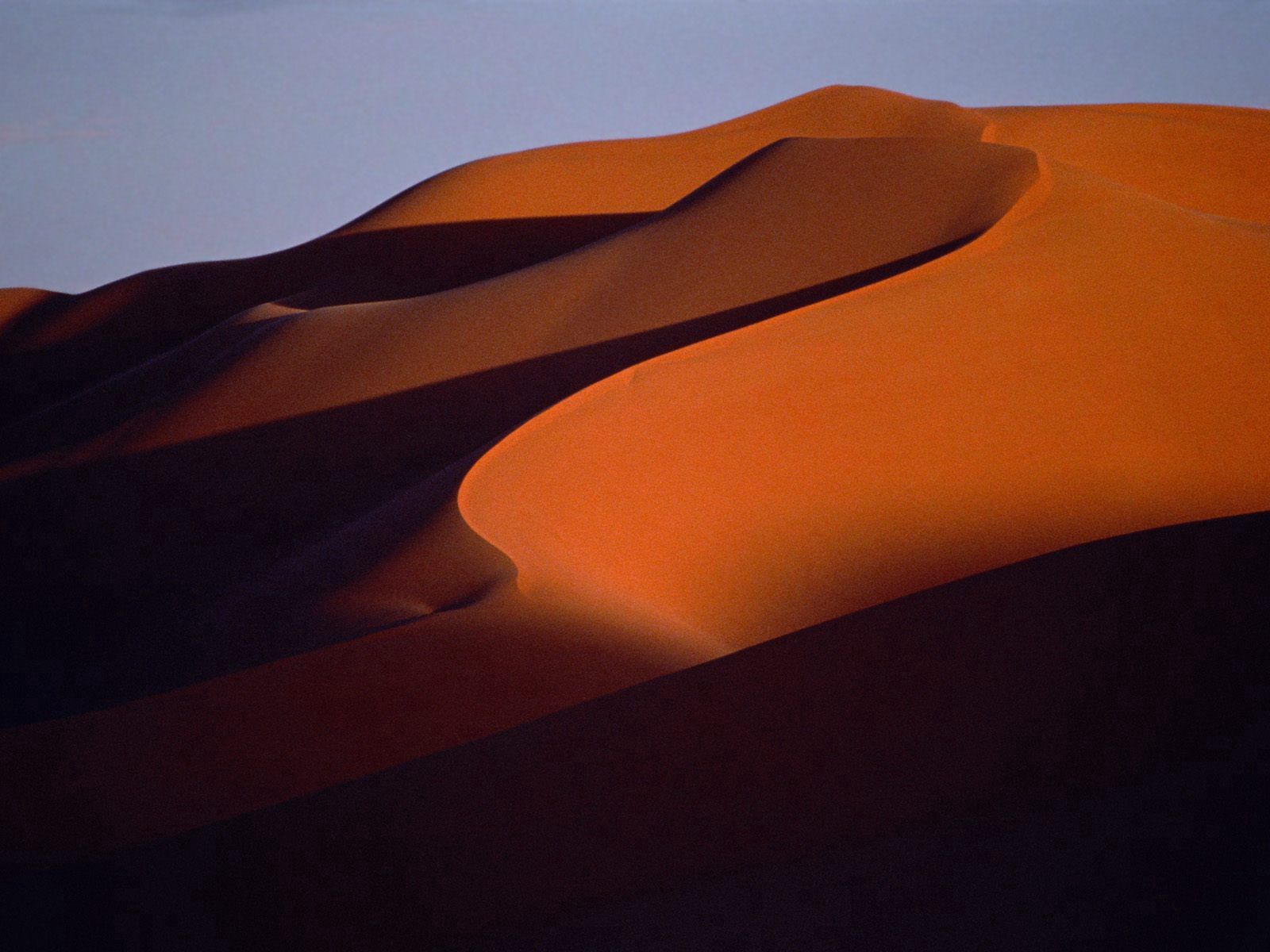 145812 télécharger le fond d'écran liens, nature, montagnes, sable, désert, lignes, ombre, soir, dunes - économiseurs d'écran et images gratuitement